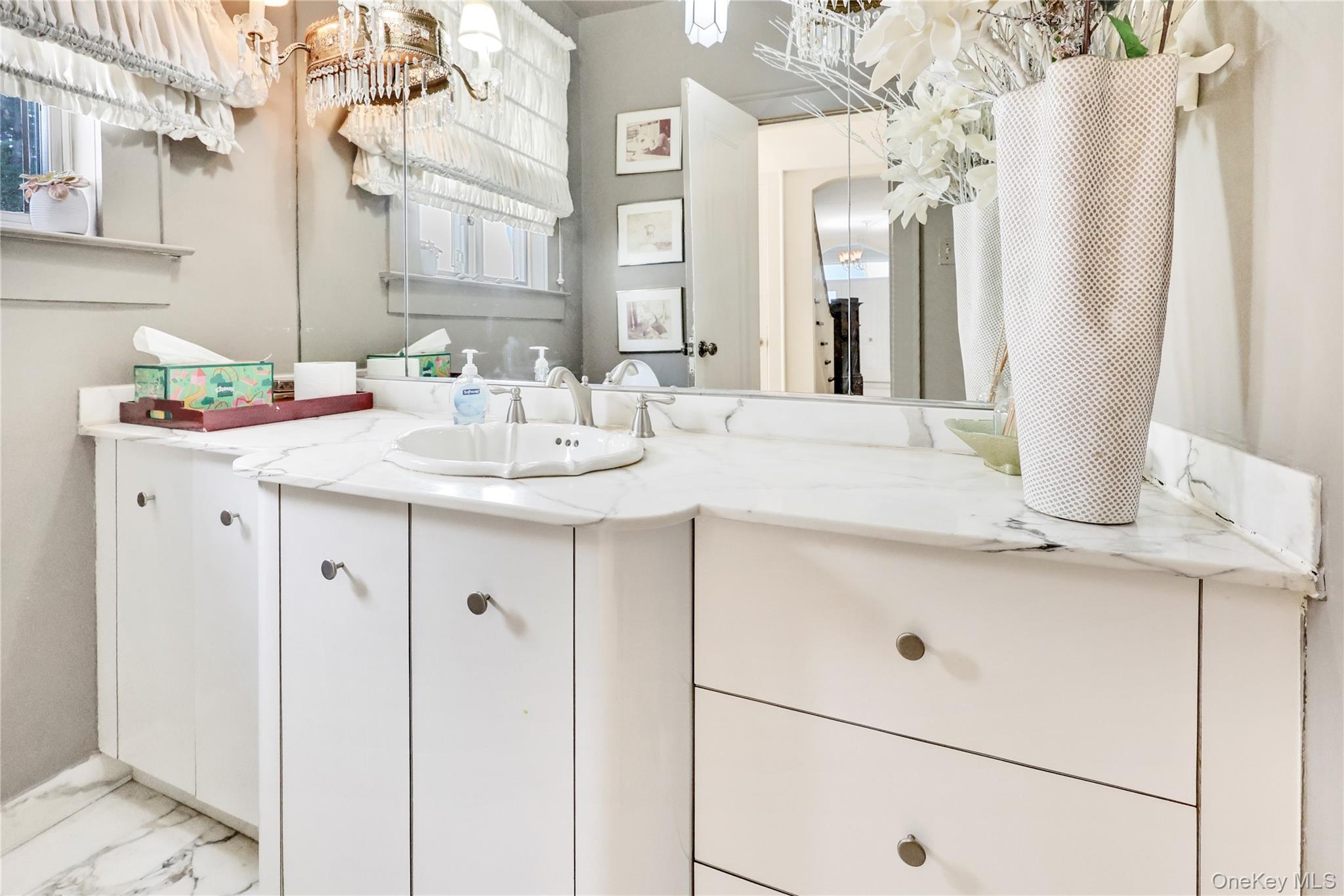 Single Family Margaret Nassau County, NY 11559, MLS-906748-16