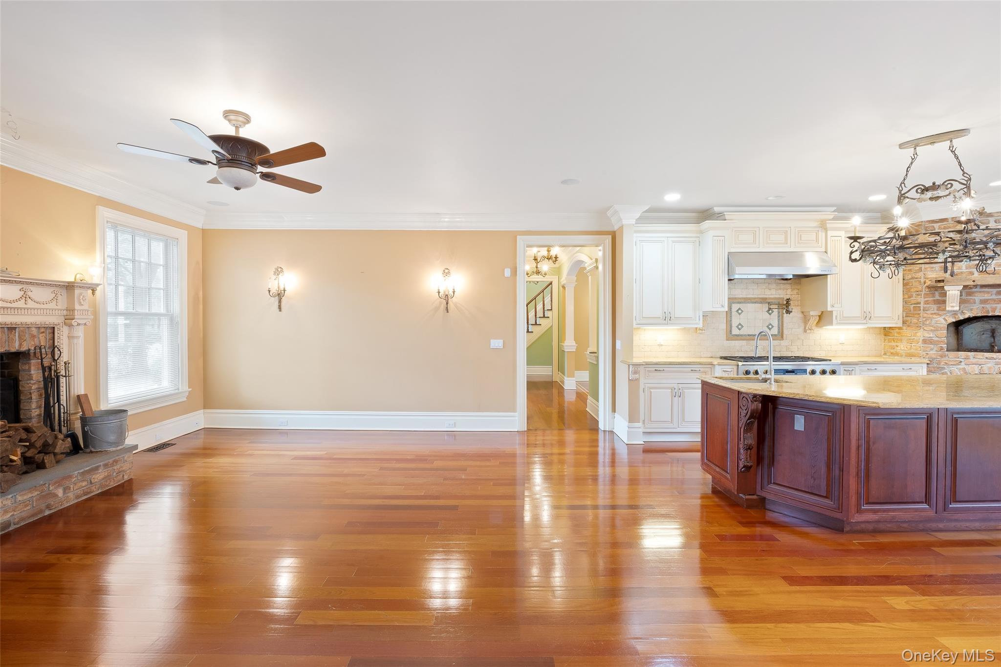 Single Family Brushy Neck Ln Suffolk County, NY 11977, MLS-906787-16