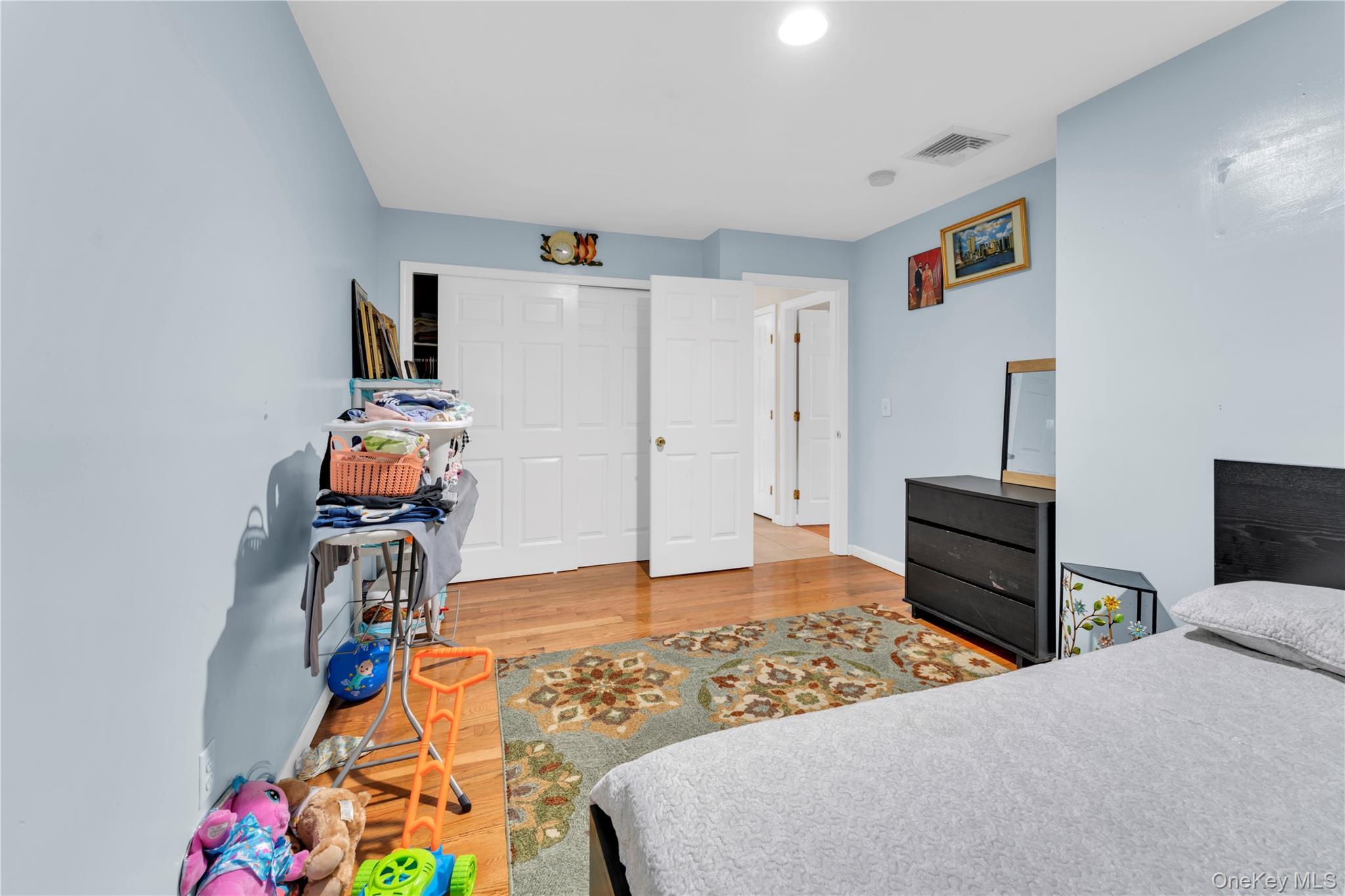 Single Family Atlantic  Nassau County, NY 11520, MLS-906808-29