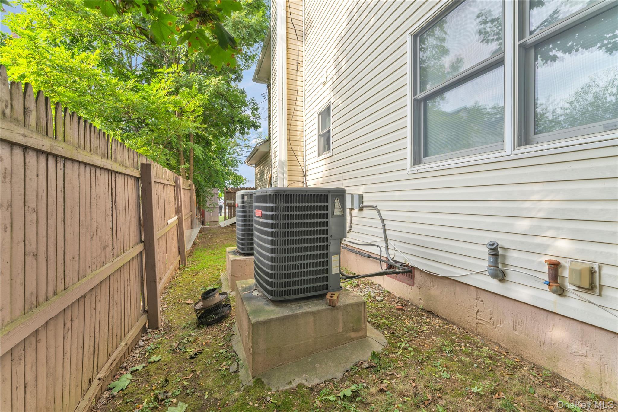 Single Family Atlantic  Nassau County, NY 11520, MLS-906808-43