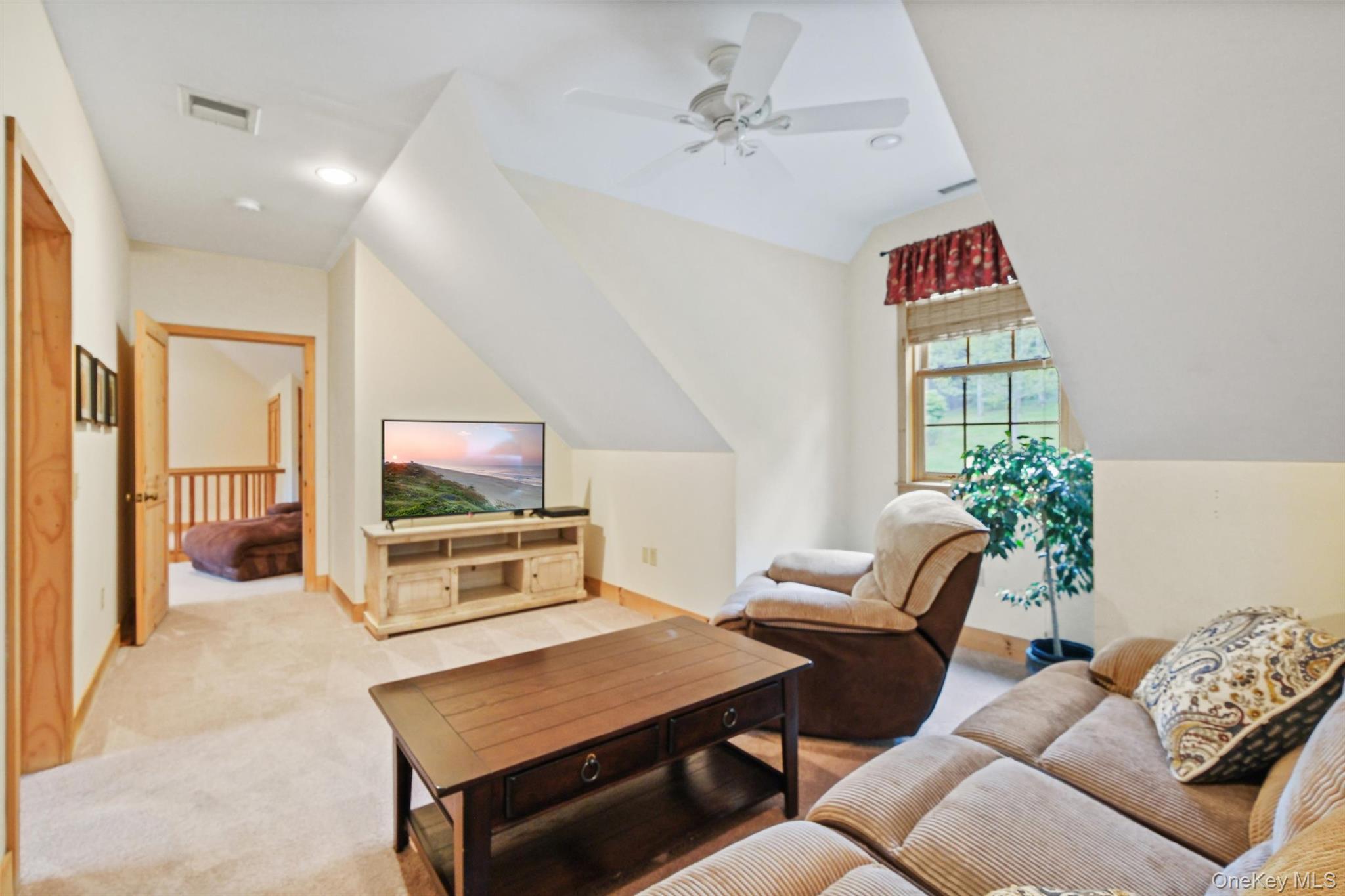 Single Family Cedar Berry Dutchess County, NY 12522, MLS-906810-29