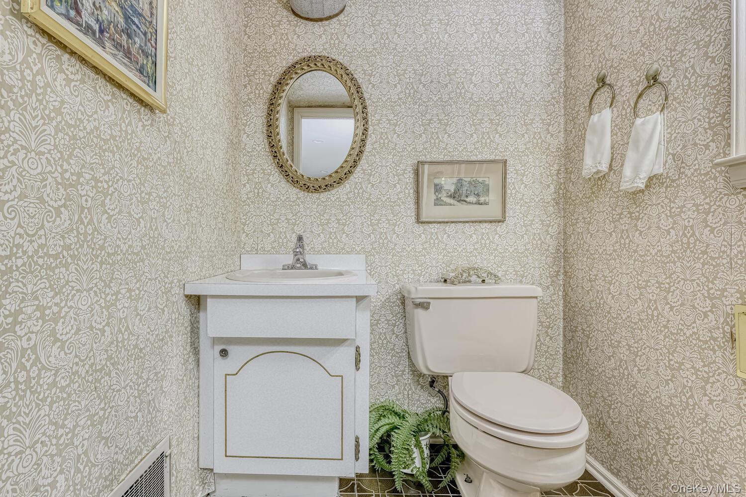 Single Family Macintosh Rockland County, NY 10952, MLS-906817-15