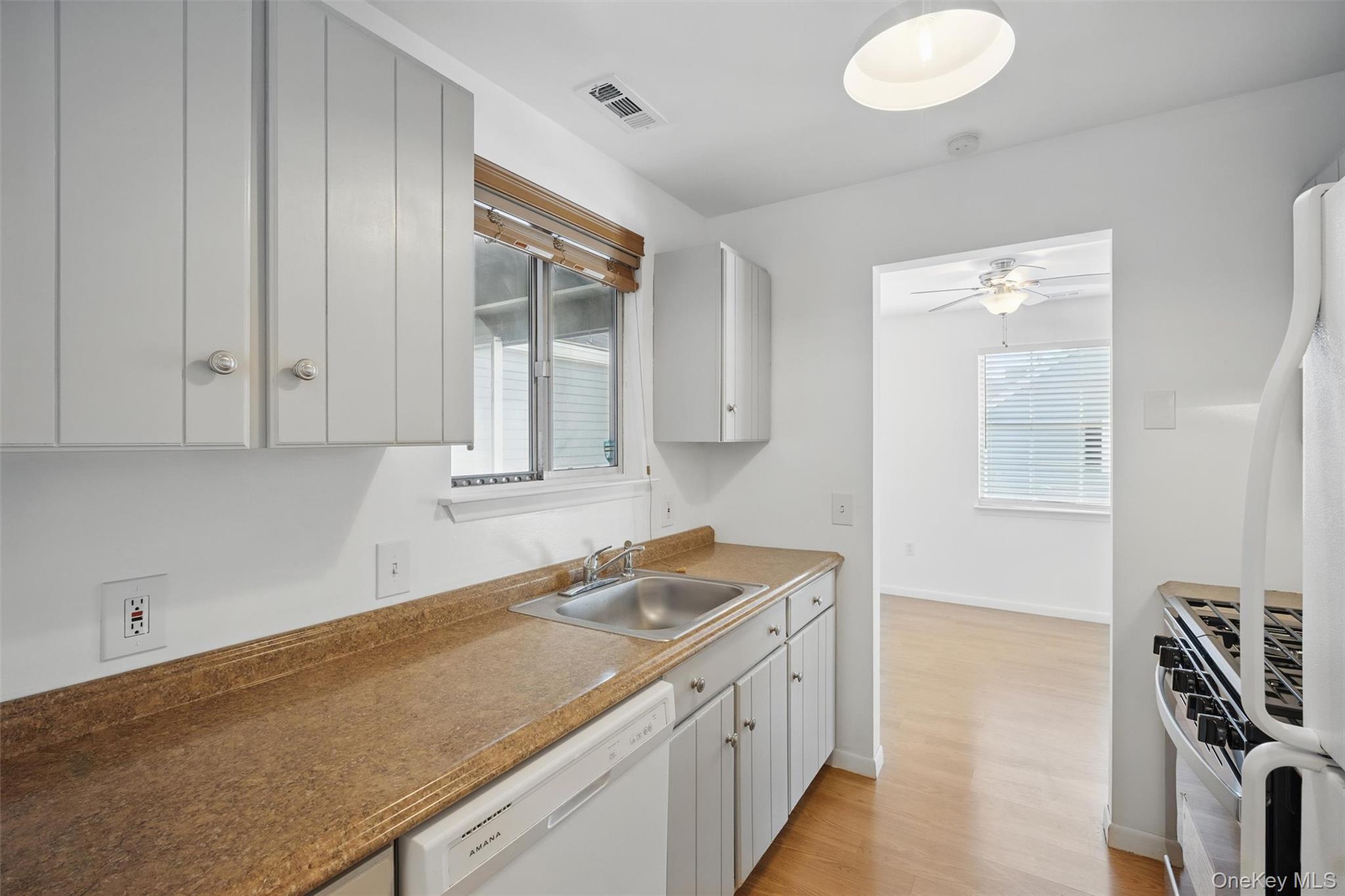 Condo Commons Way Unit E Dutchess County, NY 12524, MLS-906818-14