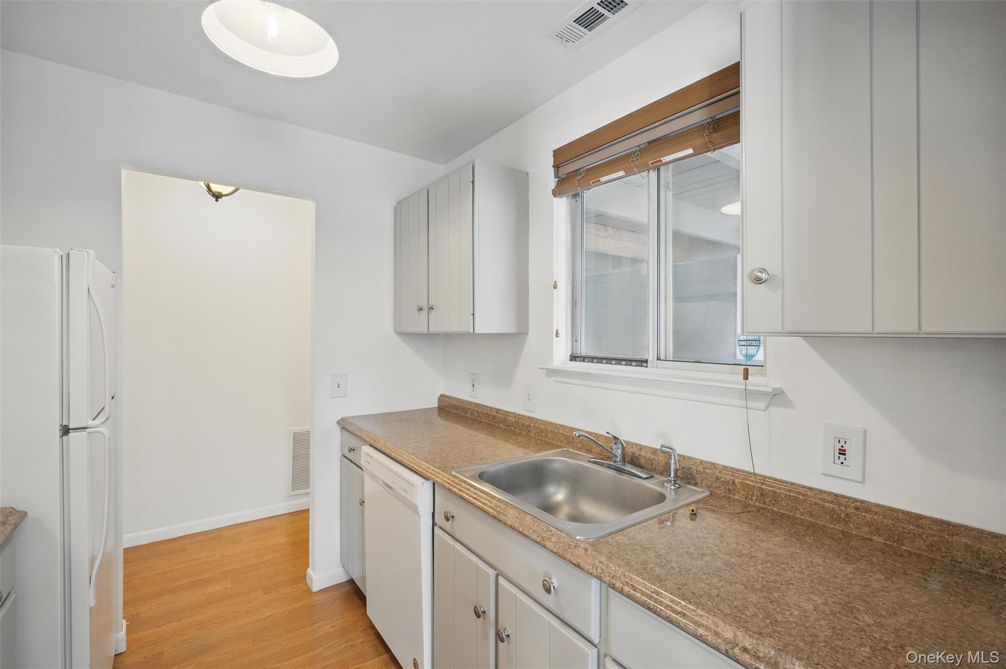 Condo Commons Way Unit E Dutchess County, NY 12524, MLS-906818-16