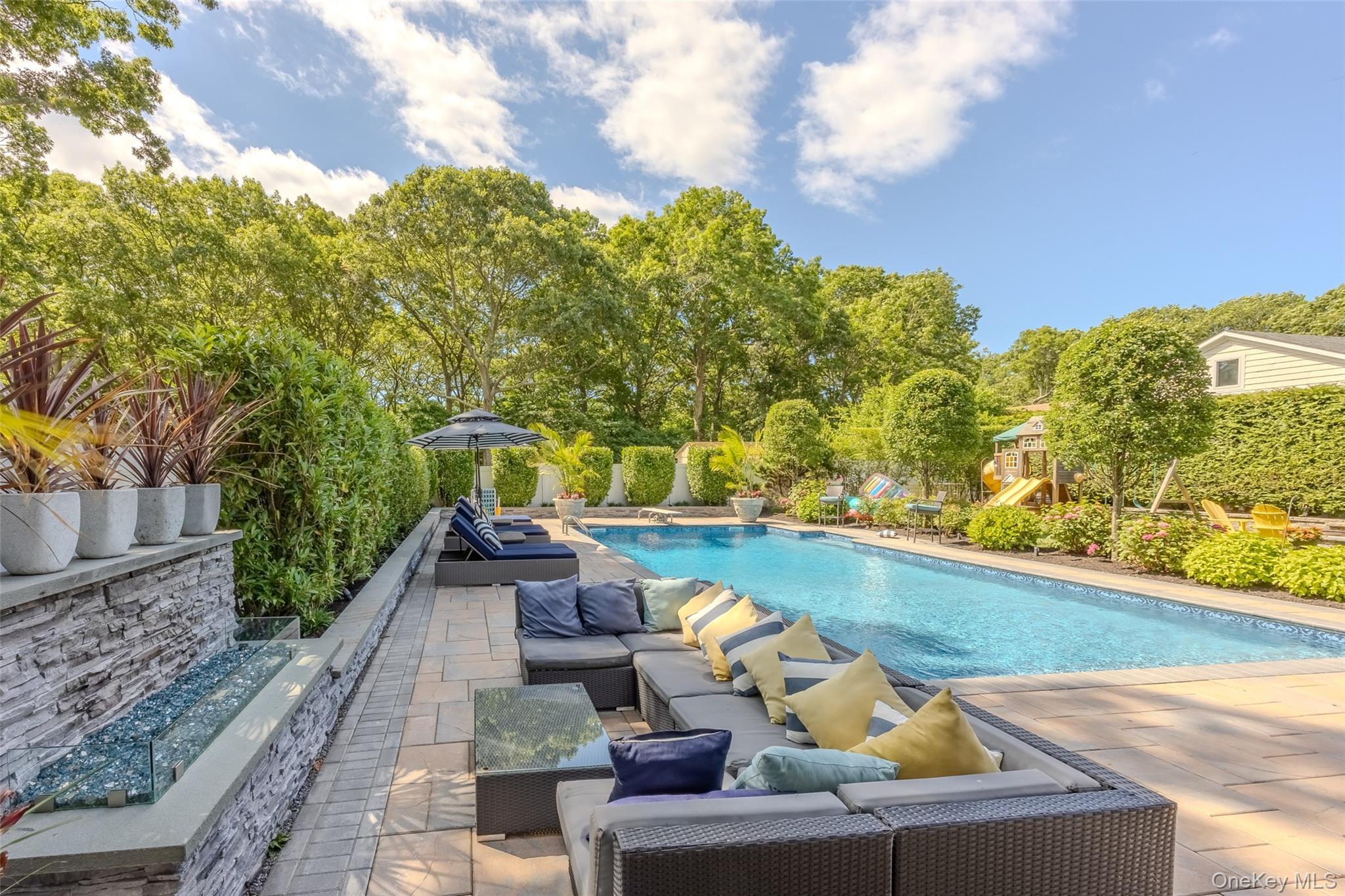 Single Family Revilo  Suffolk County, NY 11967, MLS-906836-2