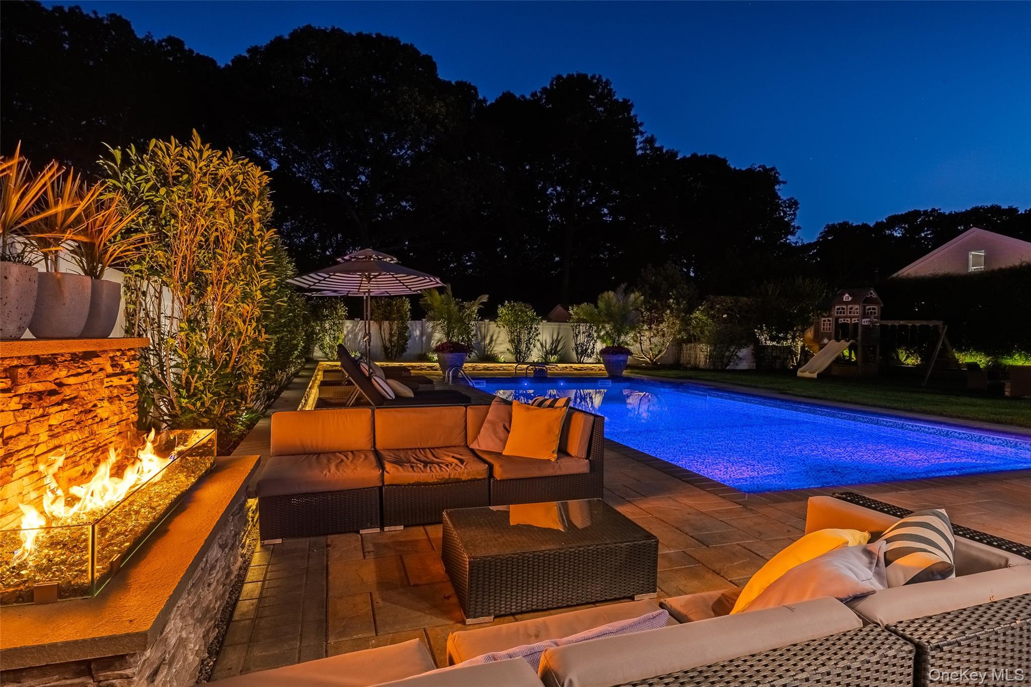 Single Family Revilo  Suffolk County, NY 11967, MLS-906836-26