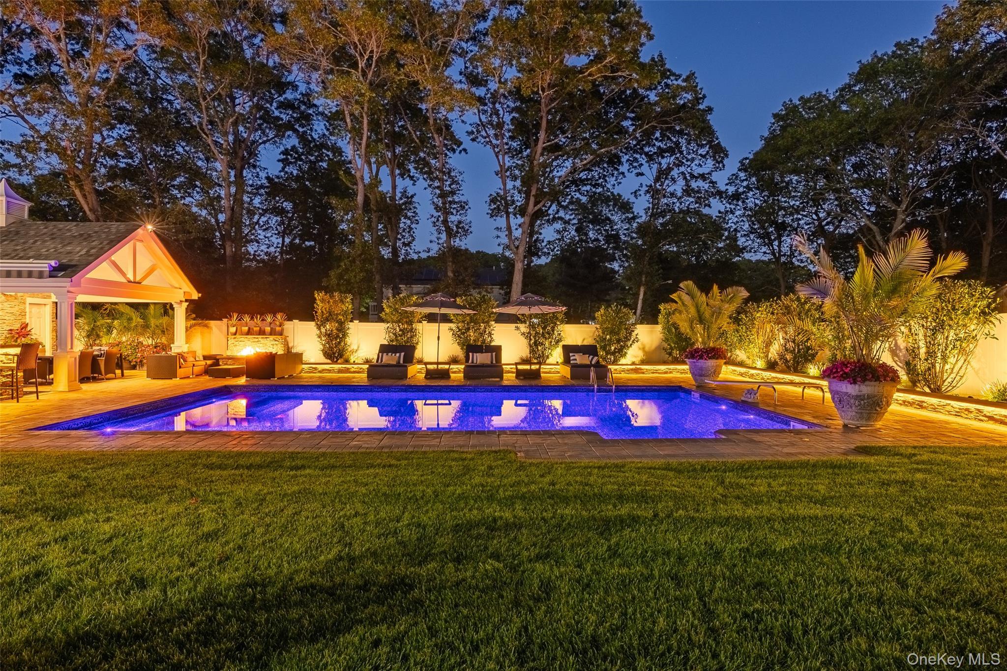 Single Family Revilo  Suffolk County, NY 11967, MLS-906836-27