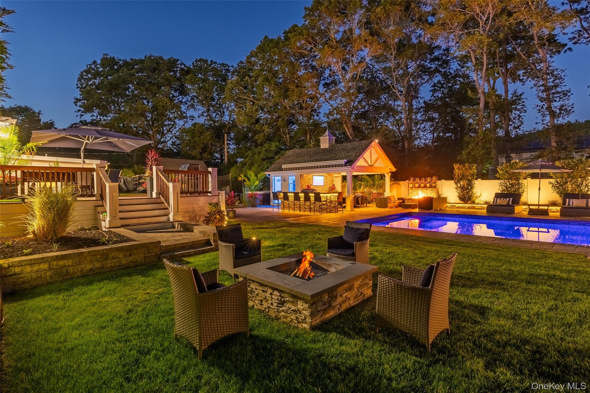 Single Family Revilo  Suffolk County, NY 11967, MLS-906836-28