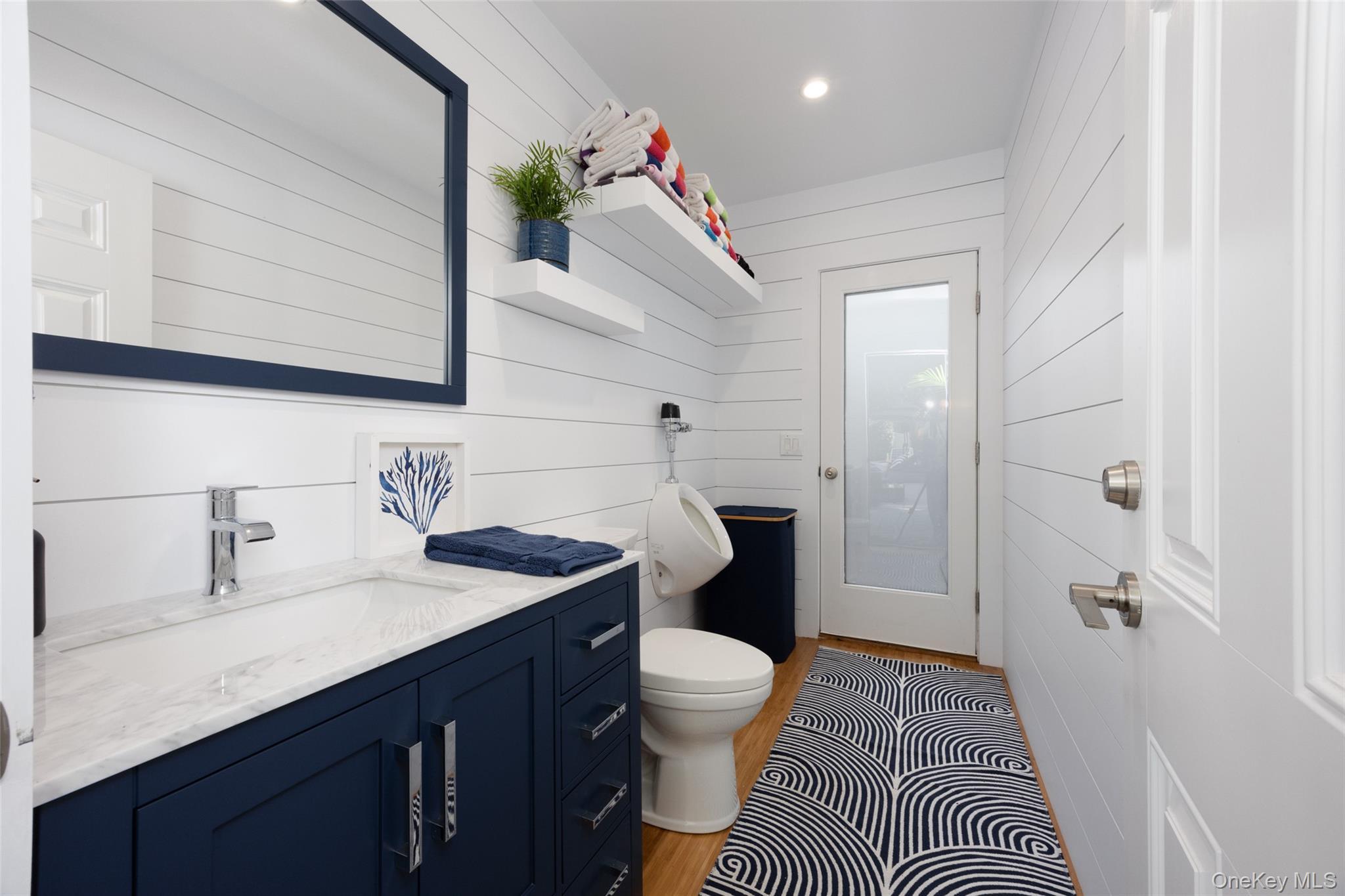 Single Family Revilo  Suffolk County, NY 11967, MLS-906836-9