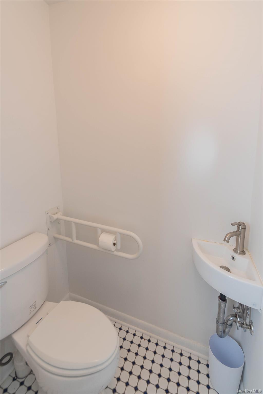 Single Family Roberts  Ulster County, NY 12443, MLS-906851-20