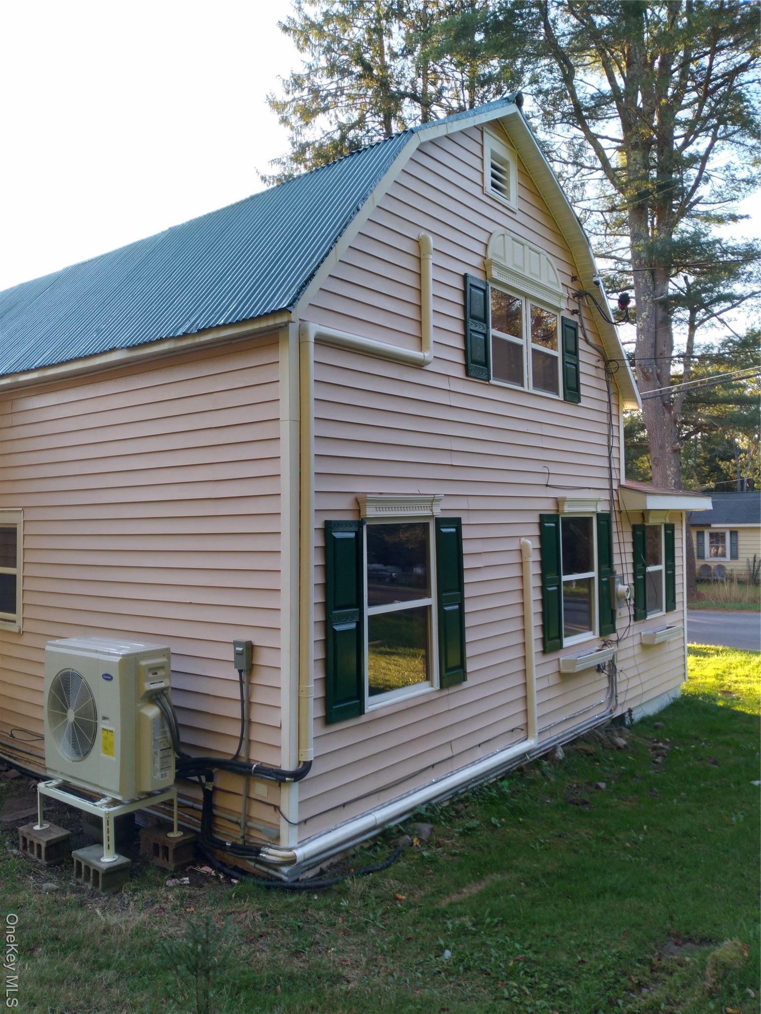 Single Family Willowemoc  Sullivan County, NY 12758, MLS-906860-5