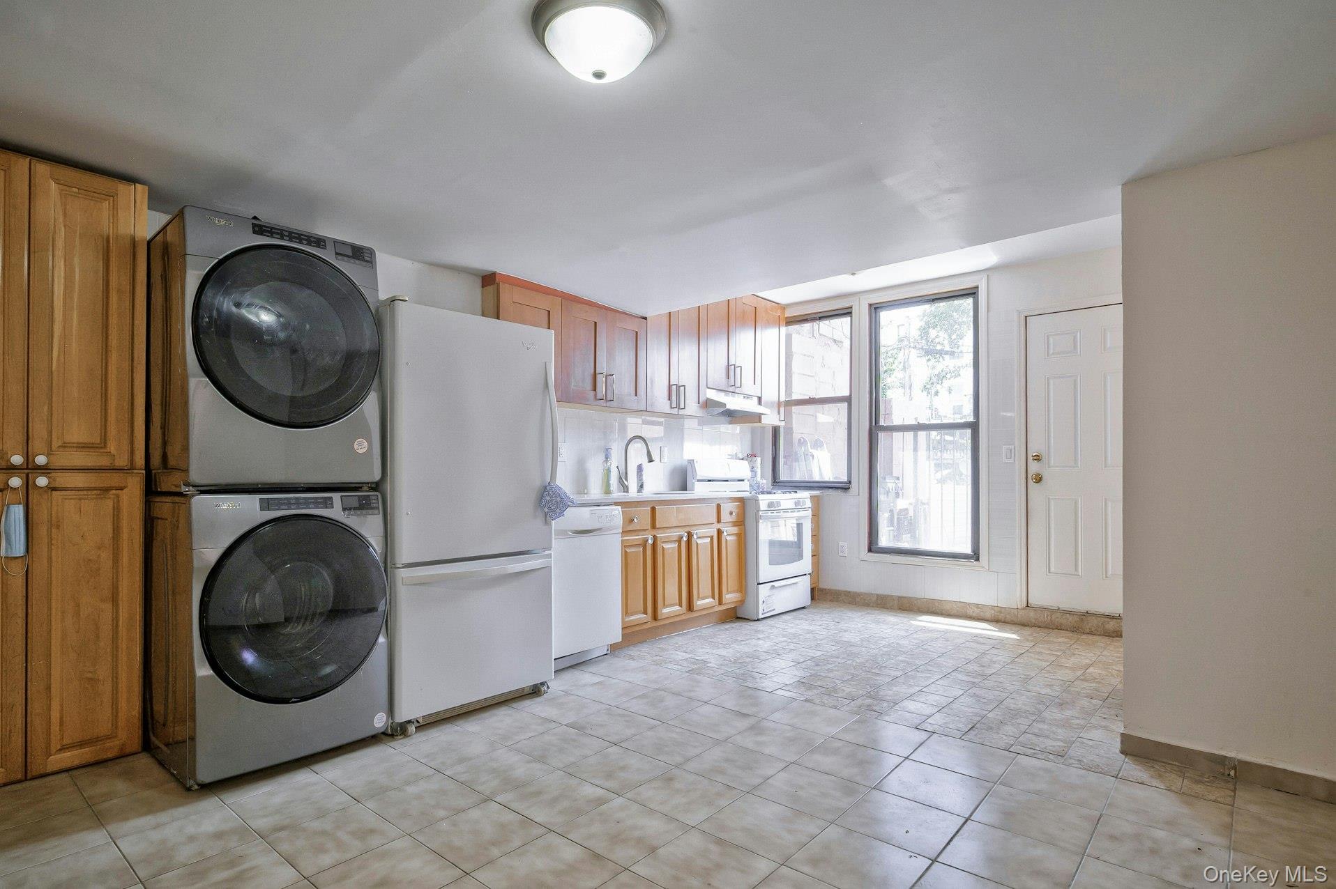 Single Family 39th  Brooklyn, NY 11232, MLS-906868-14