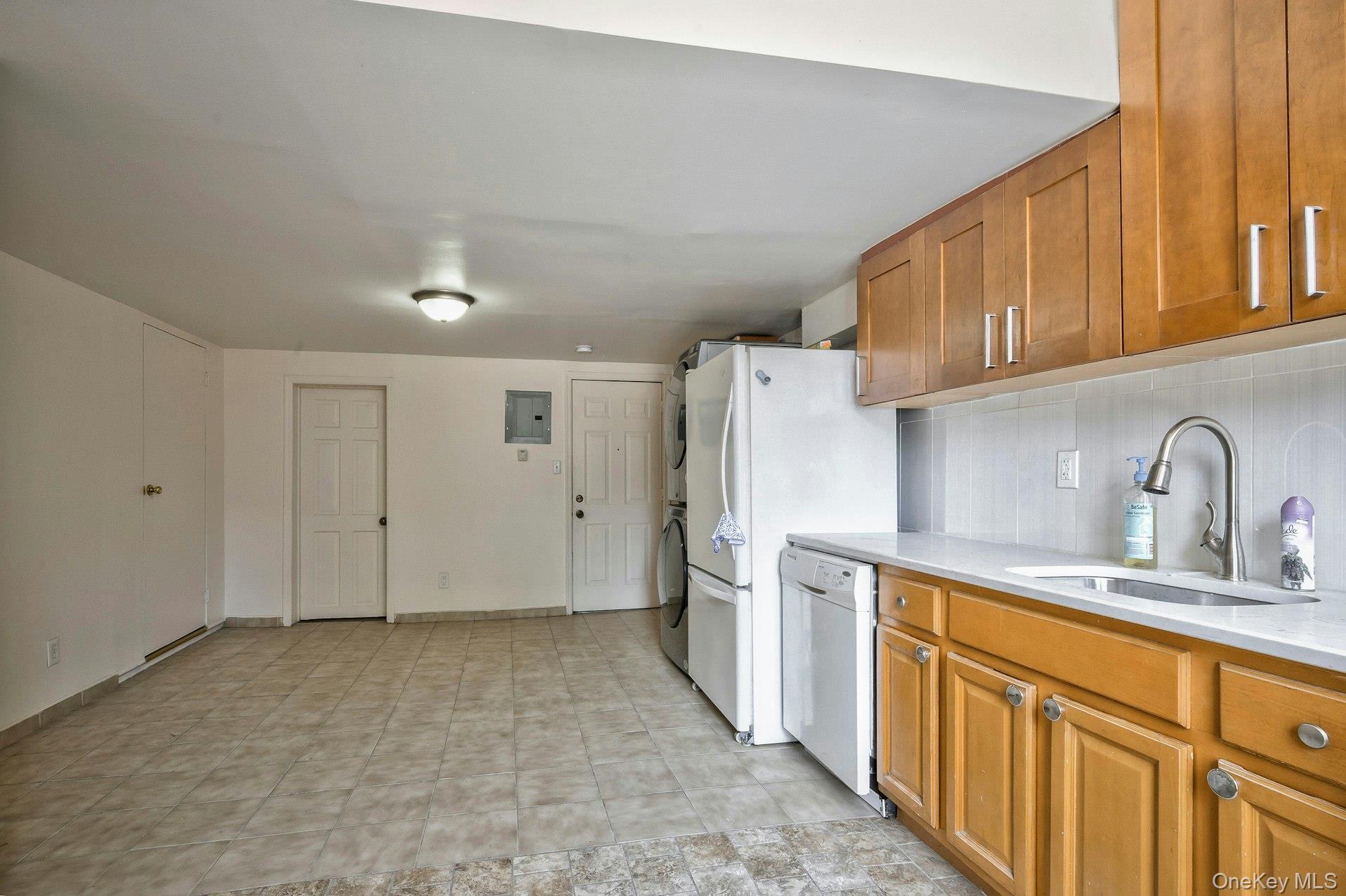 Single Family 39th  Brooklyn, NY 11232, MLS-906868-15