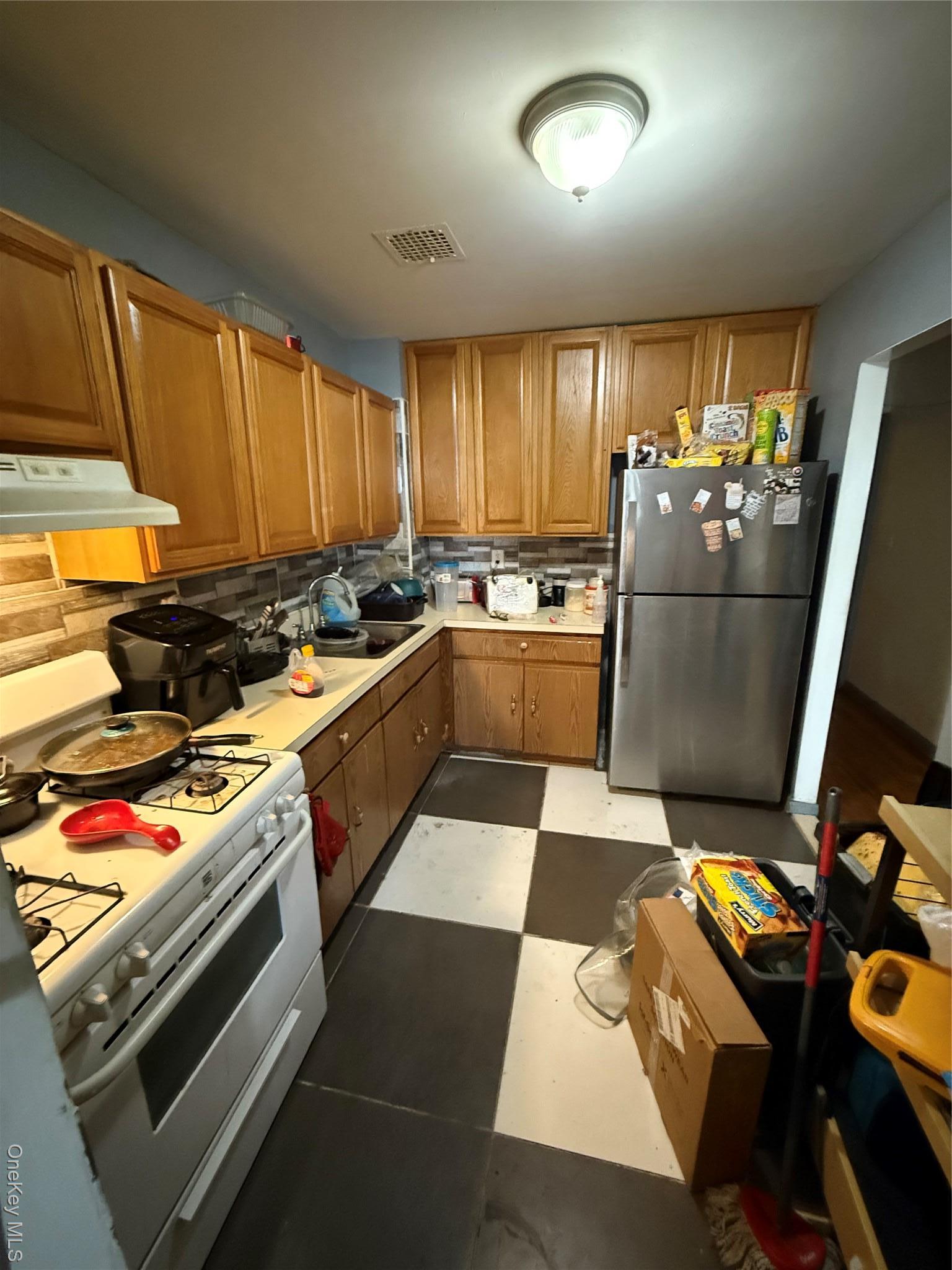 Single Family Jefferson  Brooklyn, NY 11221, MLS-906908-2