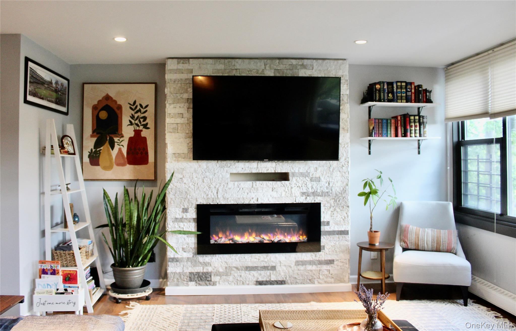 Coop 166th  Queens, NY 11357, MLS-906917-6