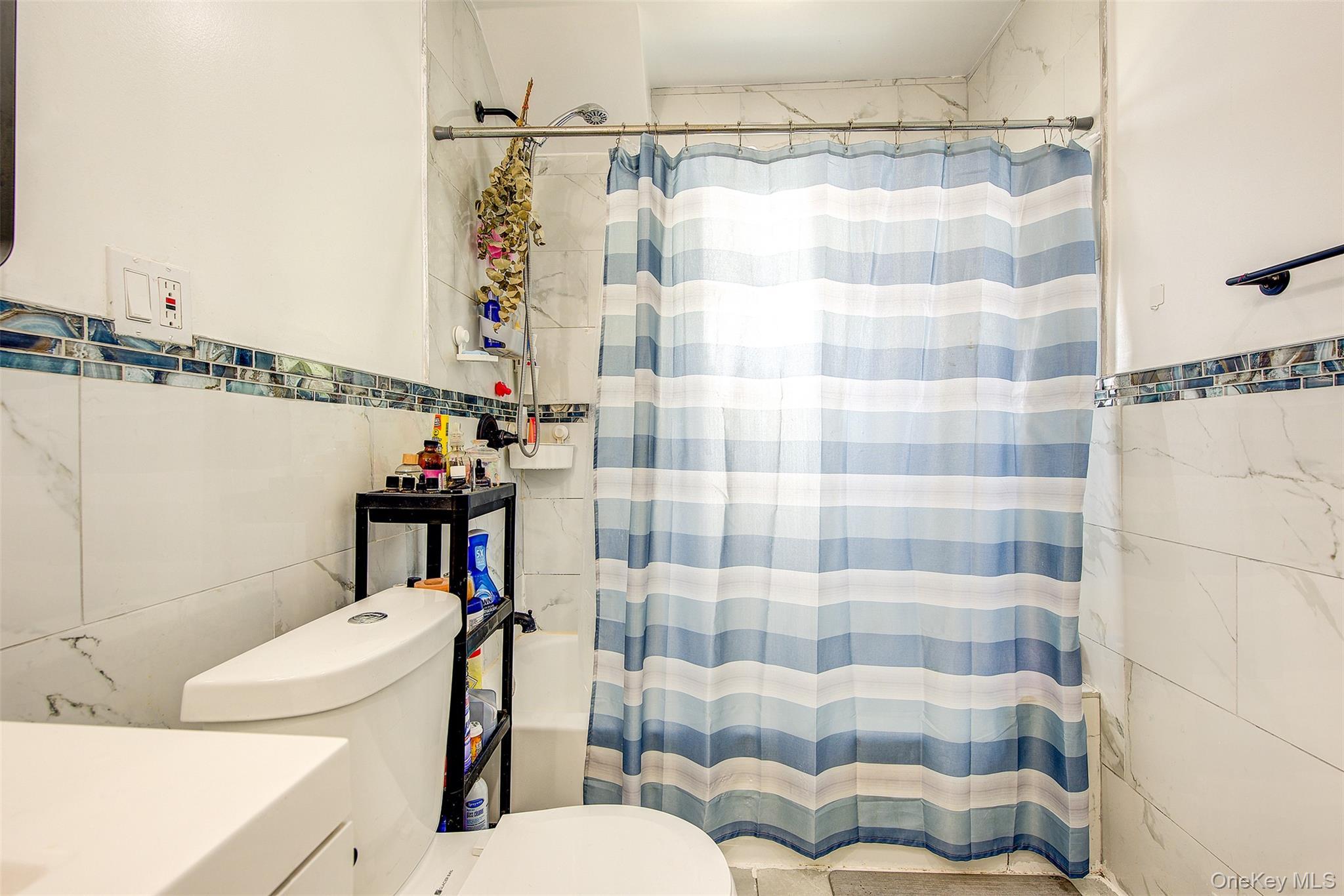 Single Family 110th Queens, NY 11429, MLS-906920-25