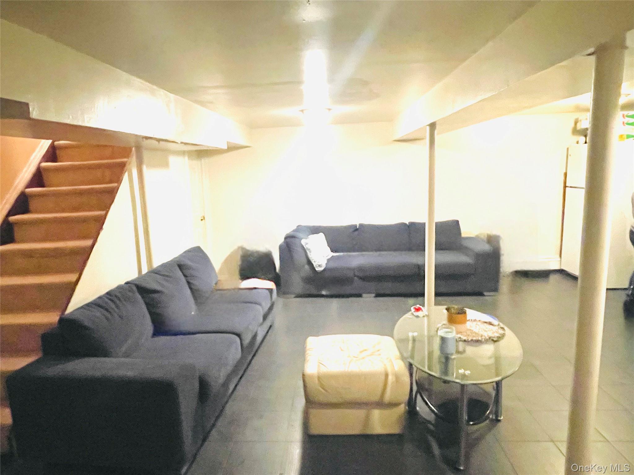 Single Family Gray  Suffolk County, NY 11763, MLS-906939-13