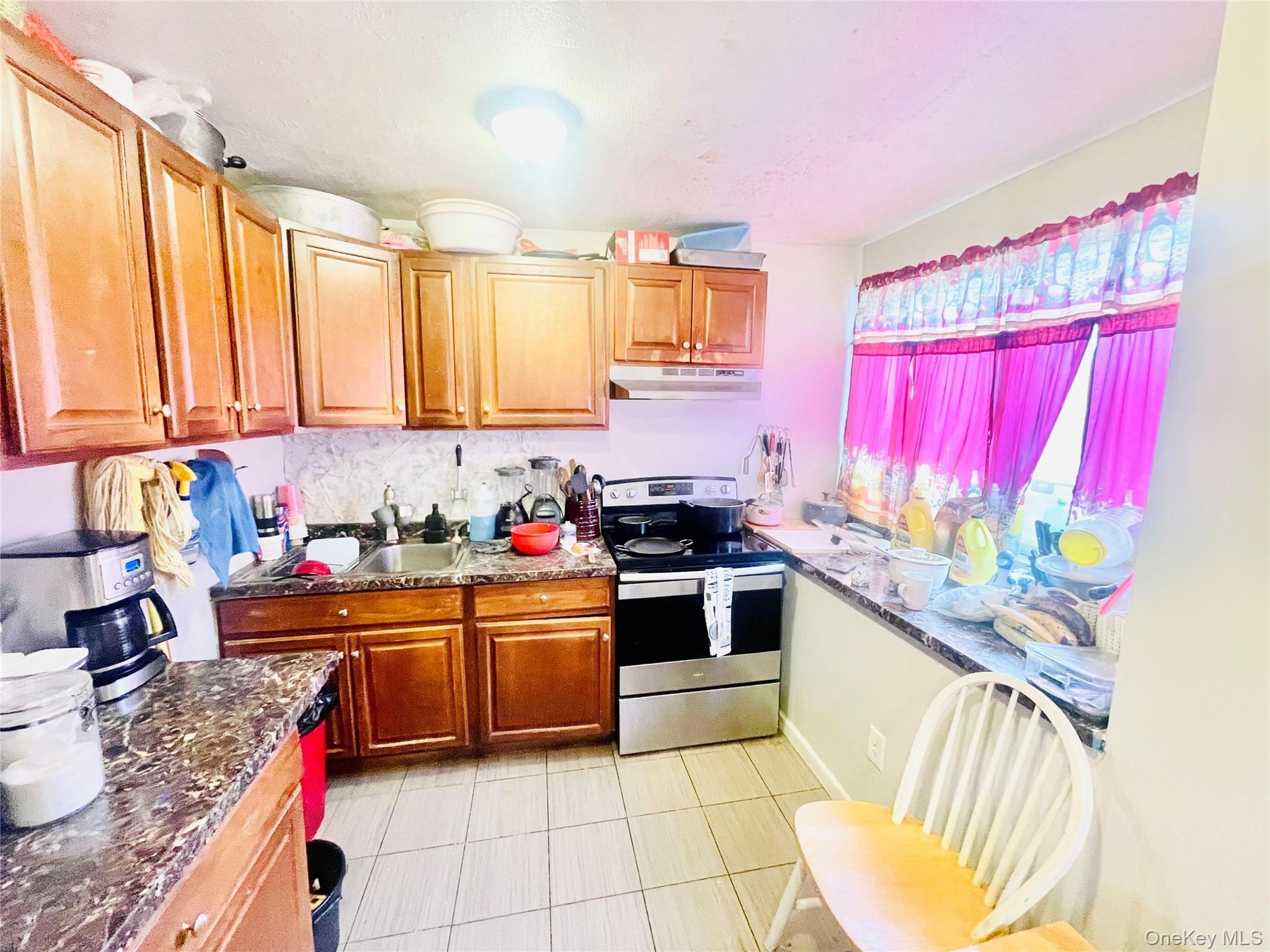 Single Family Gray  Suffolk County, NY 11763, MLS-906939-3