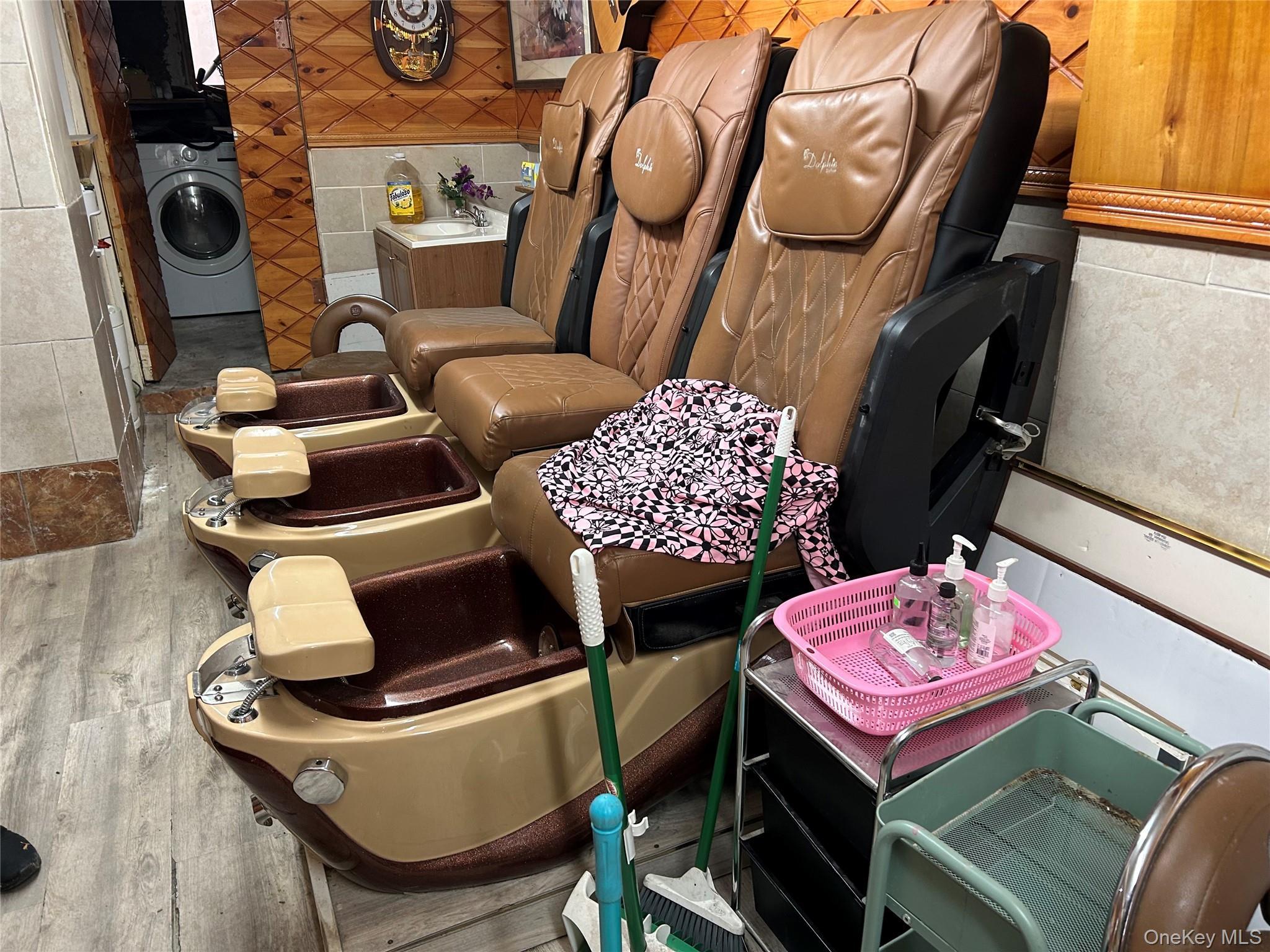 Commercial Lease Southern  Bronx, NY 10459, MLS-906949-2