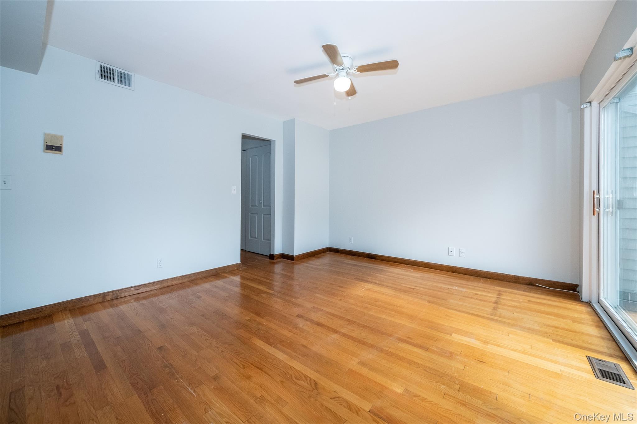 Condo Windward Bronx, NY 10464, MLS-906951-20