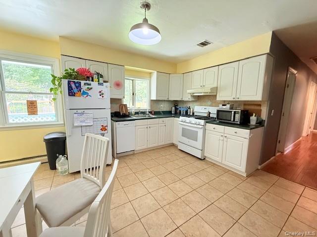 Single Family Echo  Suffolk County, NY 11764, MLS-907004-11