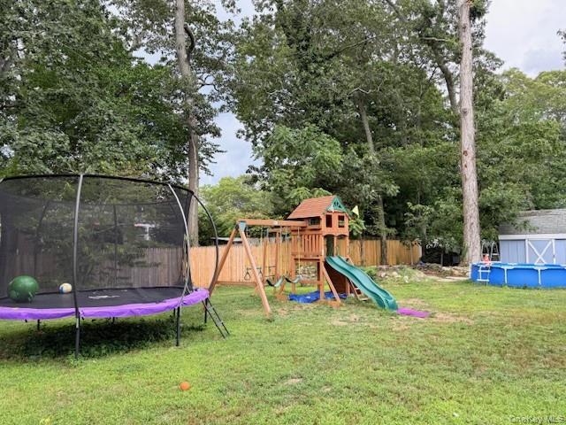 Single Family Echo  Suffolk County, NY 11764, MLS-907004-4