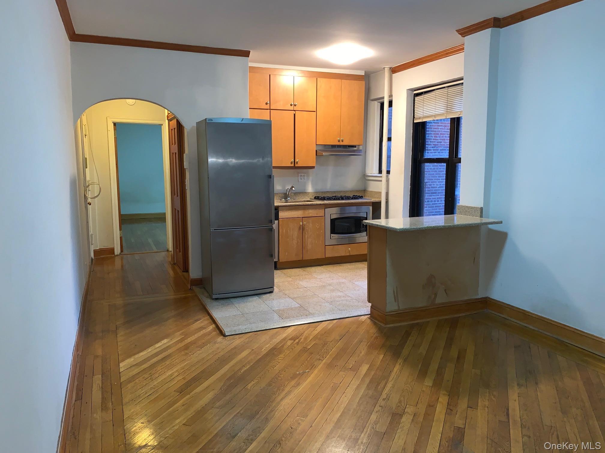 Condo 48th  Queens, NY 11104, MLS-907023-8