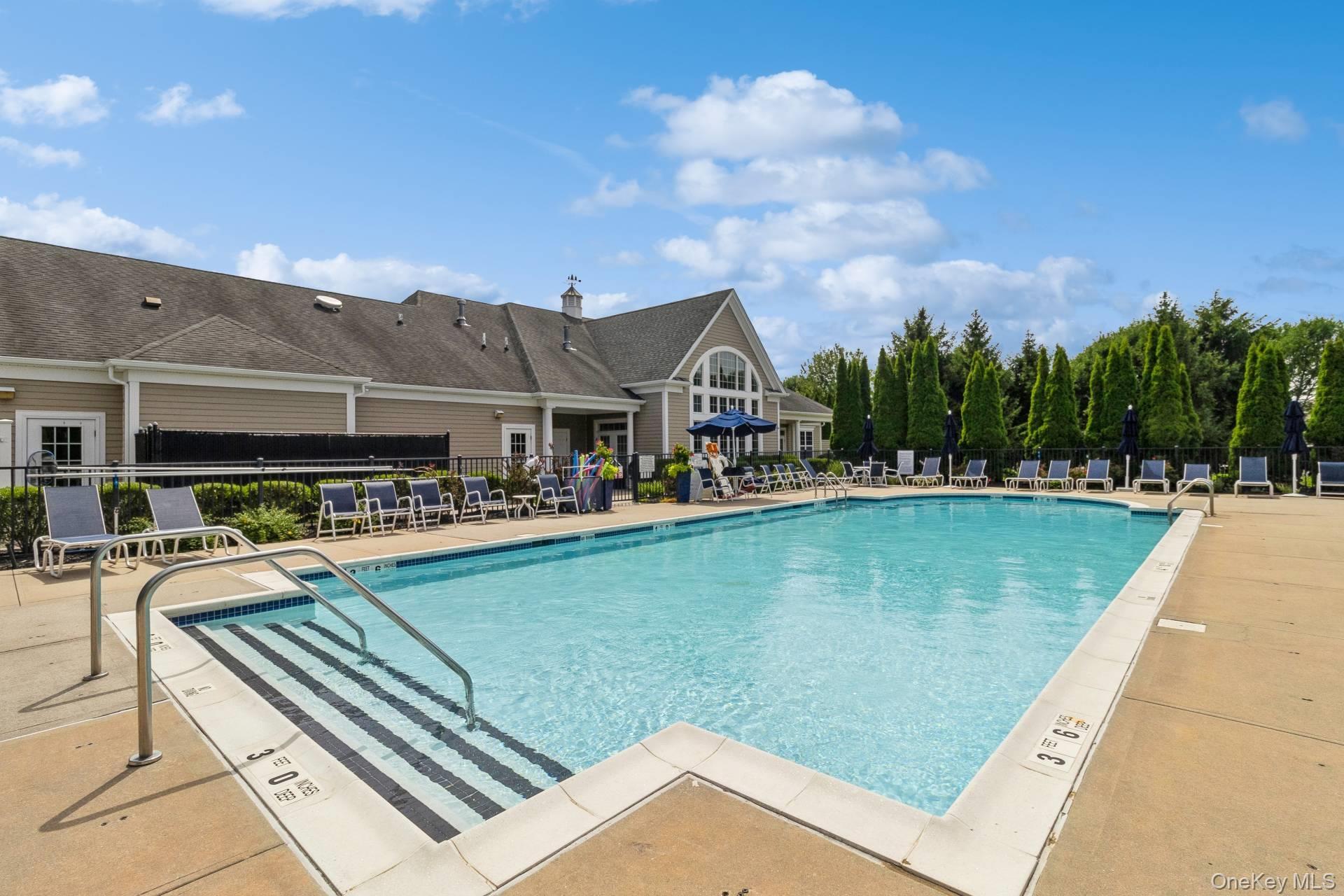 Condo Ashley  Suffolk County, NY 11977, MLS-907102-32