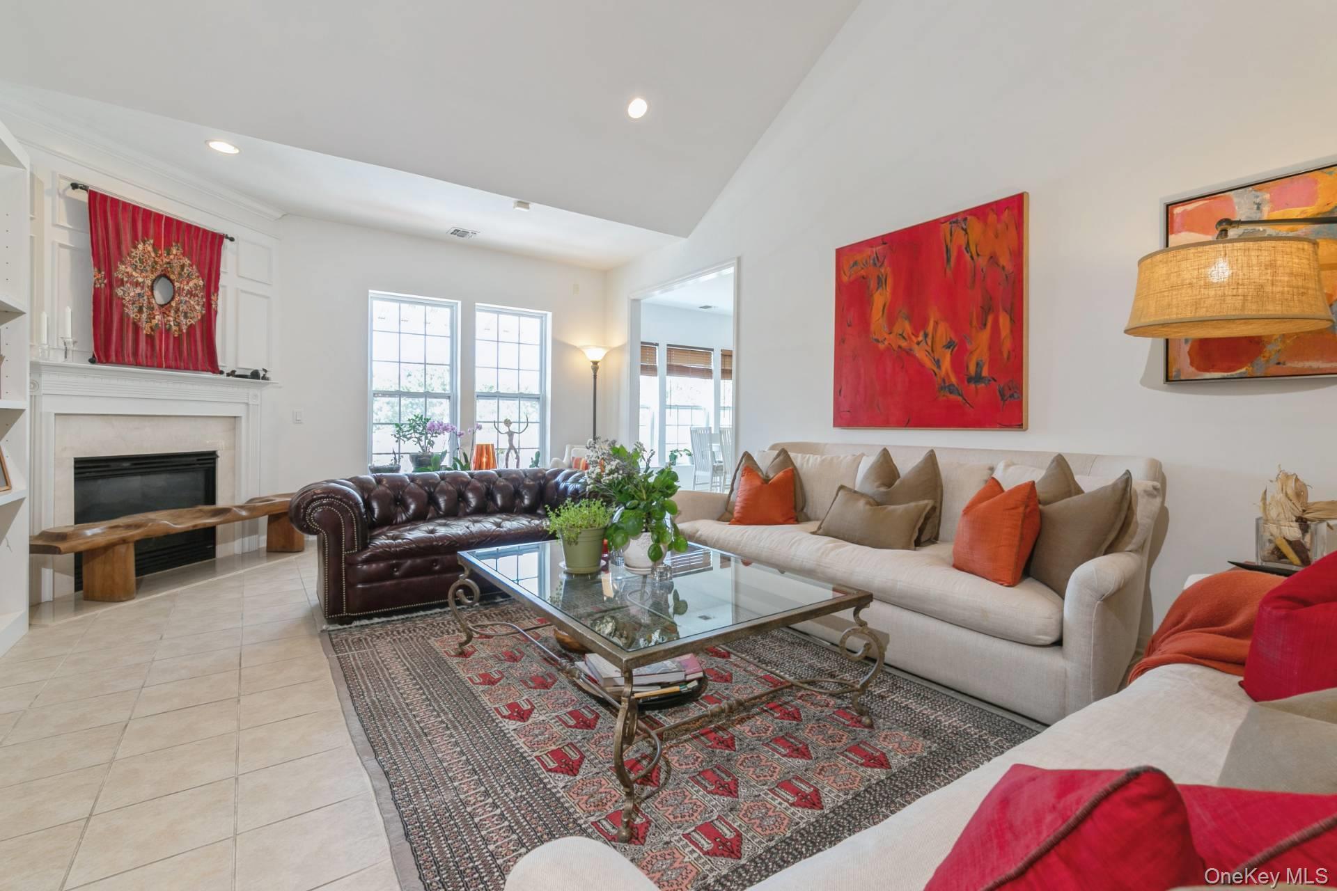 Condo Ashley  Suffolk County, NY 11977, MLS-907102-8