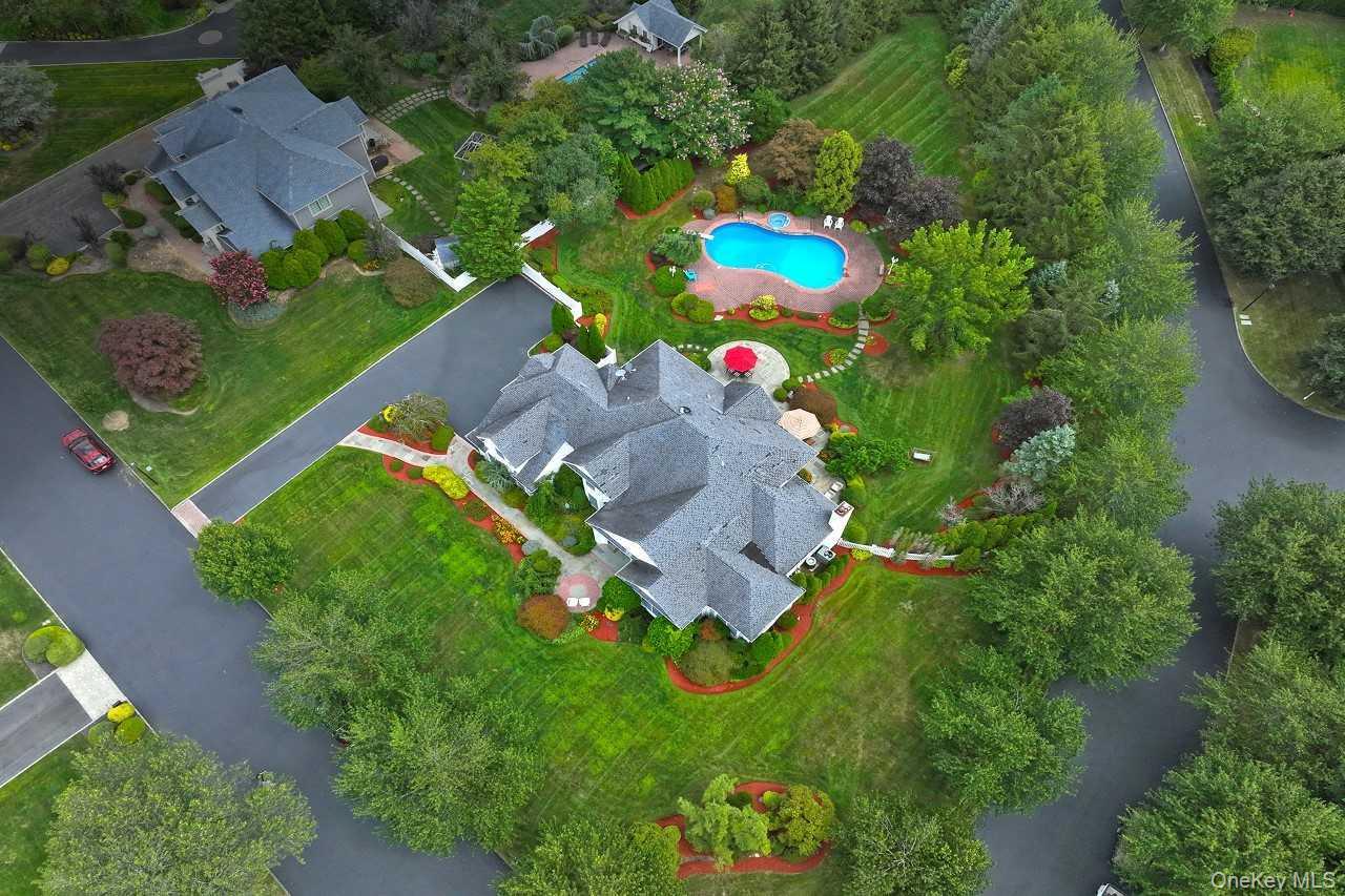 Single Family Andiron Suffolk County, NY 11731, MLS-907112-4