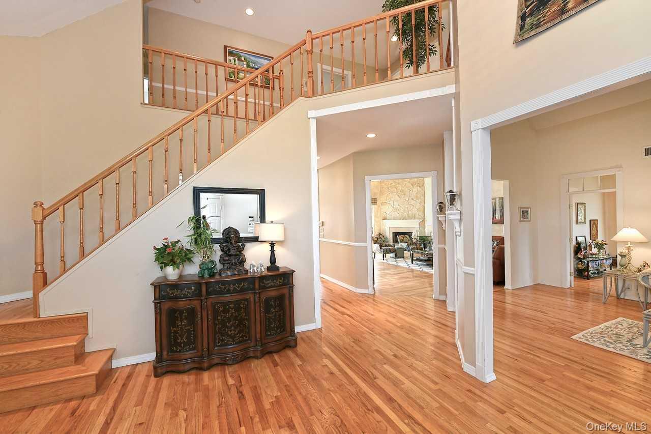 Single Family Andiron Suffolk County, NY 11731, MLS-907112-6