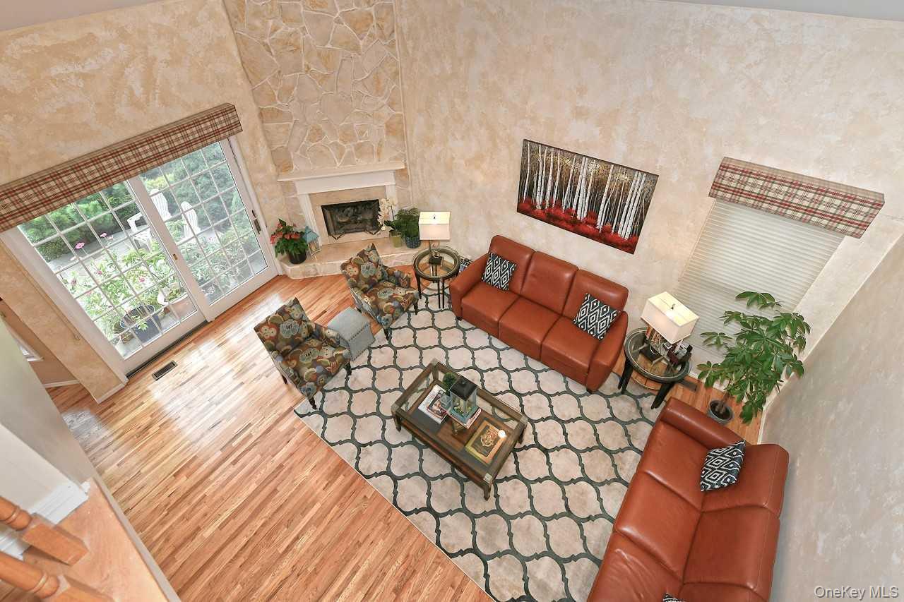 Single Family Andiron Suffolk County, NY 11731, MLS-907112-8