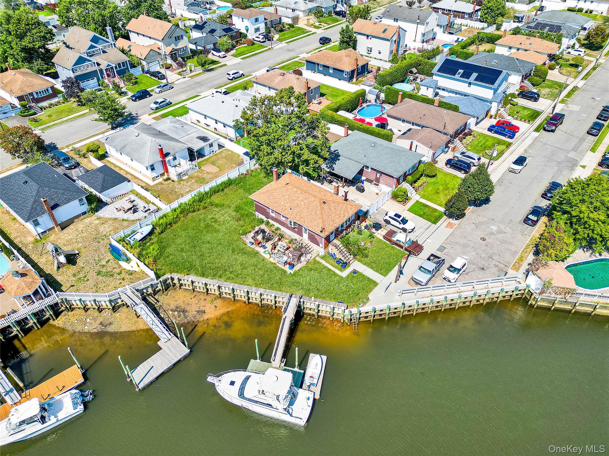 Single Family Murdock Nassau County, NY 11572, MLS-907145-10