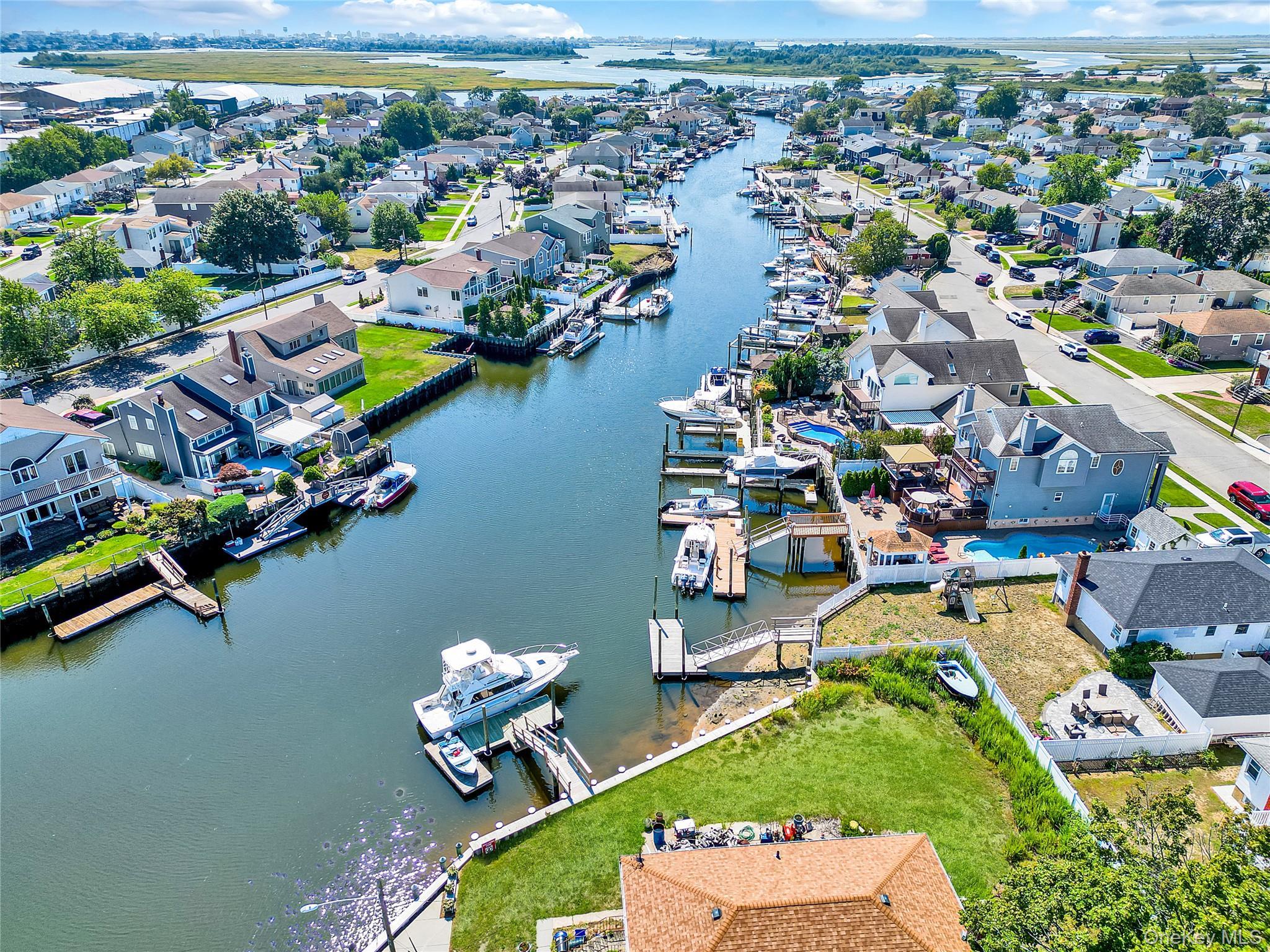 Single Family Murdock Nassau County, NY 11572, MLS-907145-14