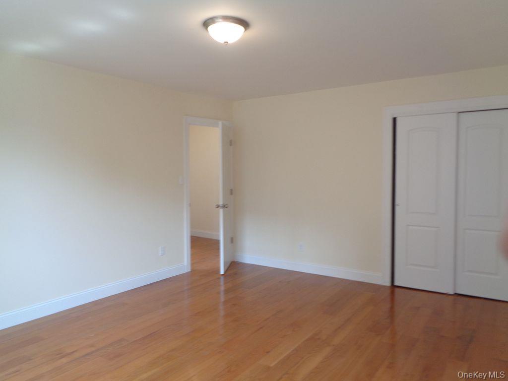 Single Family Radcliff Bronx, NY 10469, MLS-907157-13