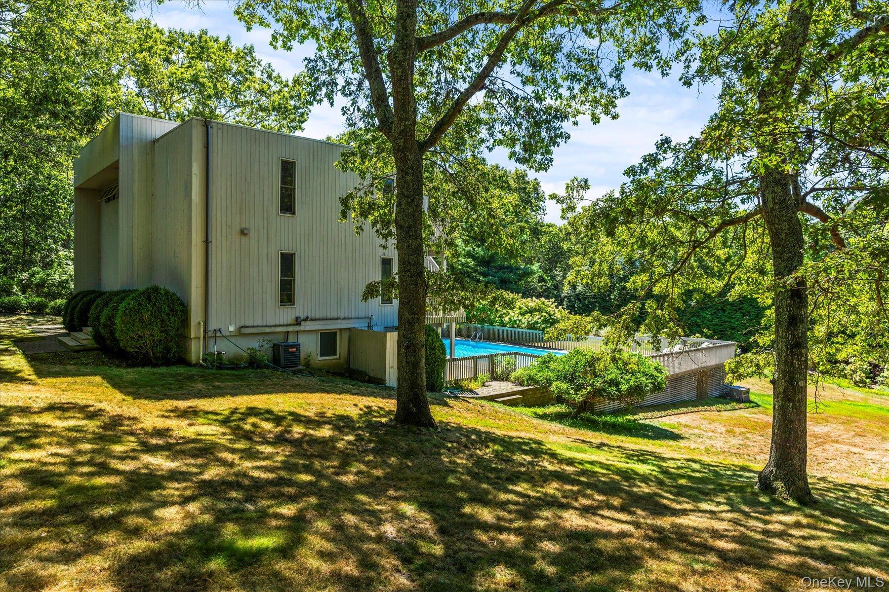 Single Family Deer Trail  Suffolk County, NY 11968, MLS-907171-37