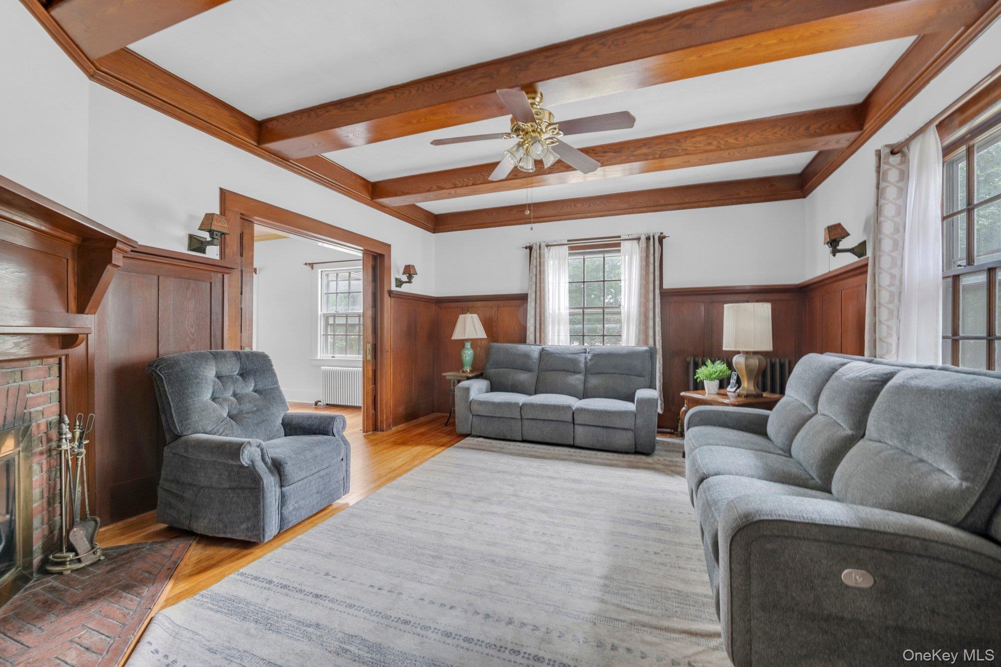 Single Family Nassau Nassau County, NY 11530, MLS-907179-11