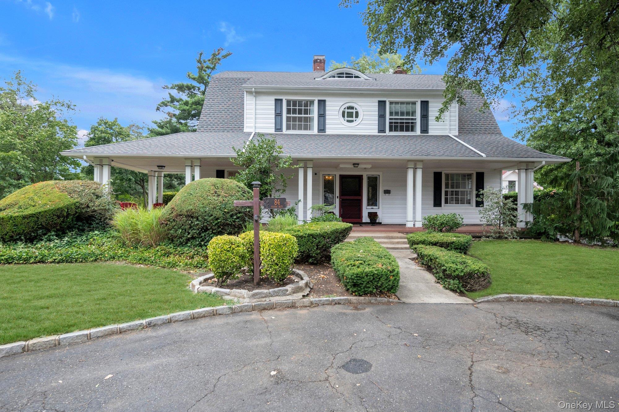 Single Family Nassau Nassau County, NY 11530, MLS-907179-2