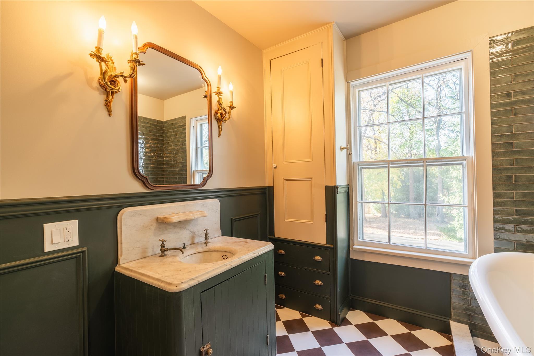 Single Family Grand Orange County, NY 12550, MLS-907185-20