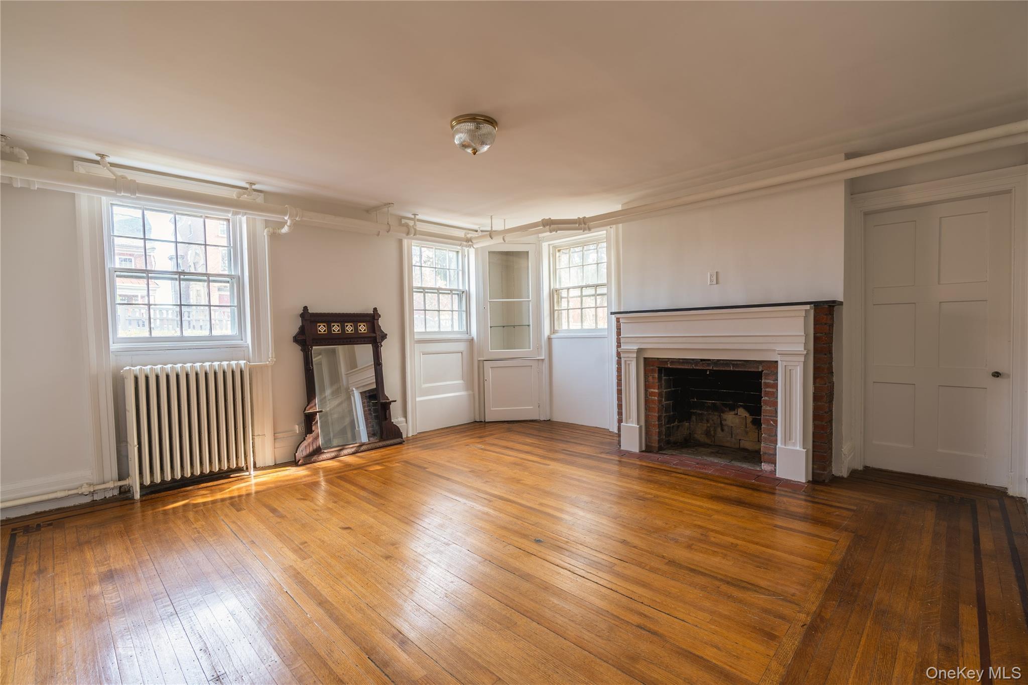 Single Family Grand Orange County, NY 12550, MLS-907185-30