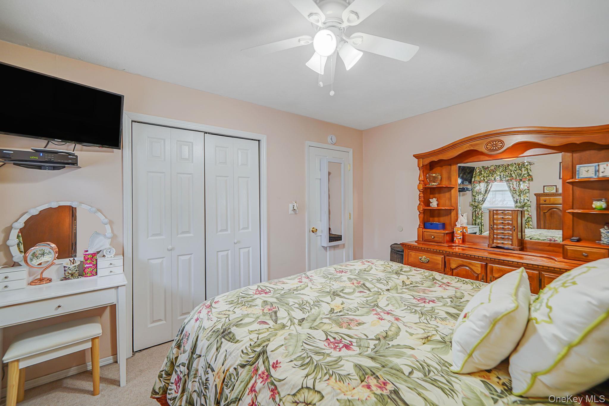 Single Family Wiltshire  Suffolk County, NY 11725, MLS-907187-20