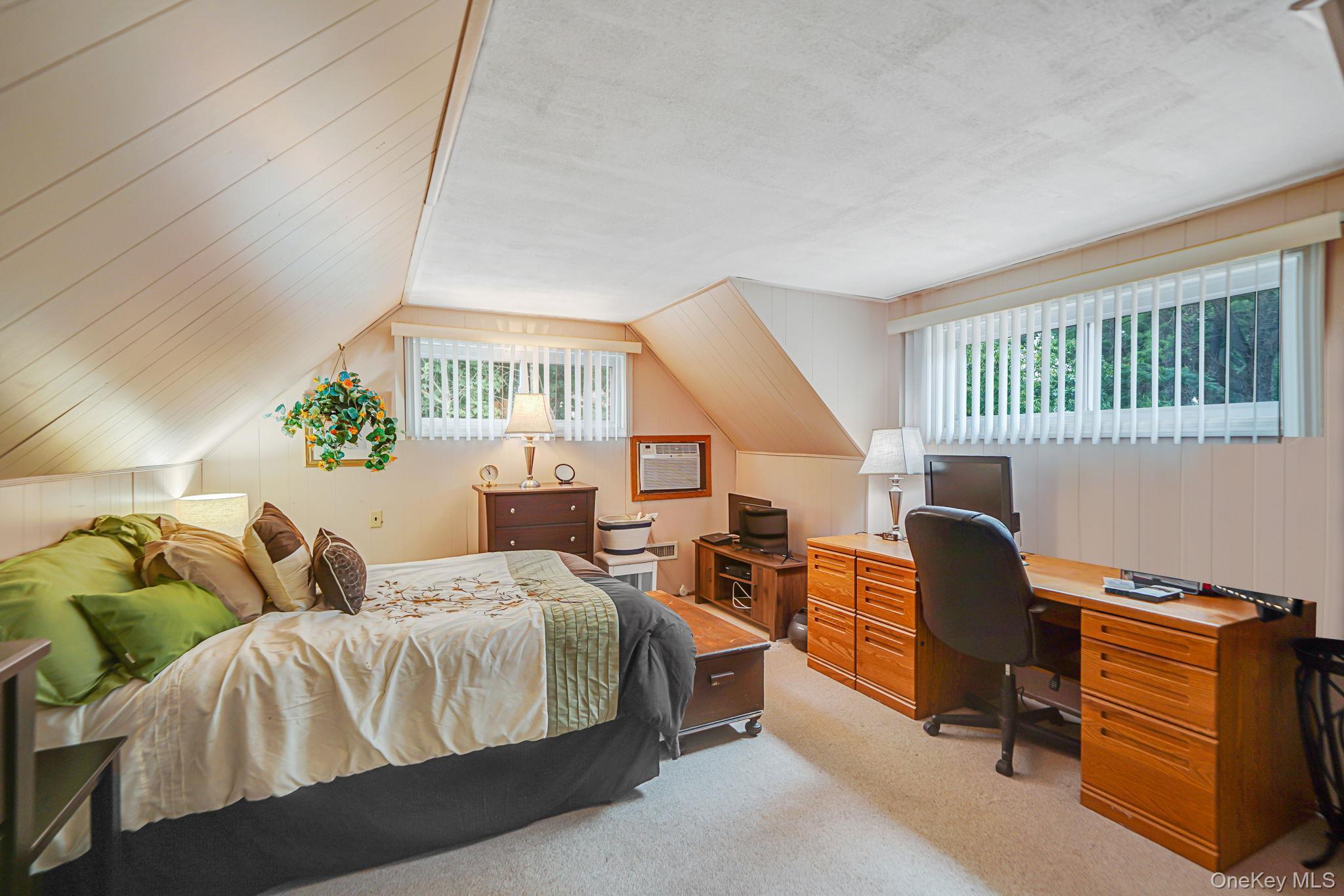 Single Family Wiltshire  Suffolk County, NY 11725, MLS-907187-21