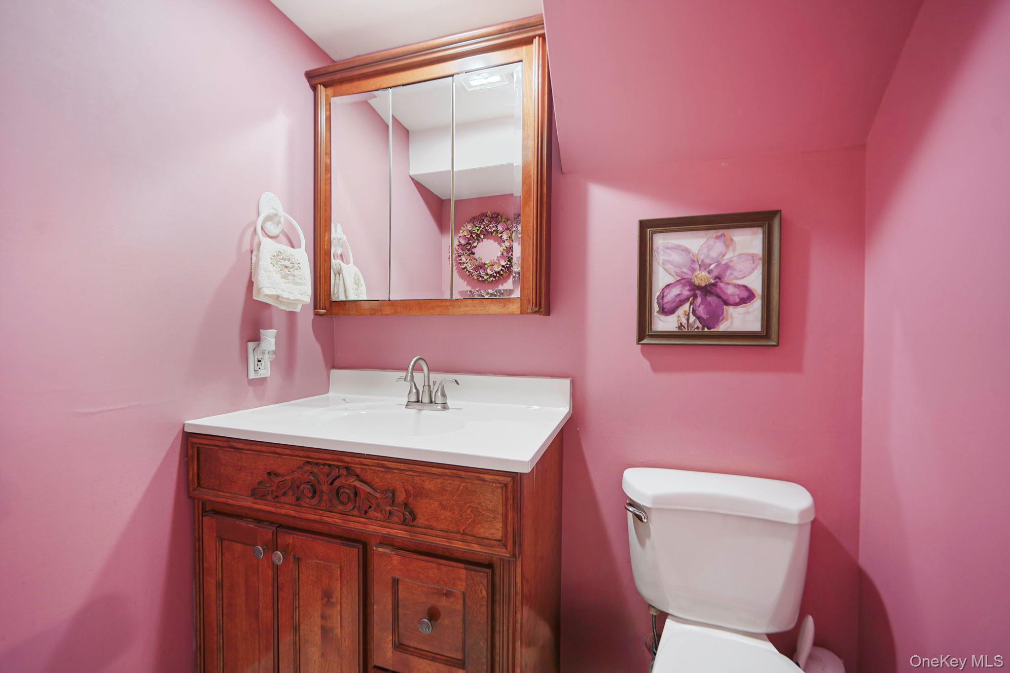 Single Family Wiltshire  Suffolk County, NY 11725, MLS-907187-23