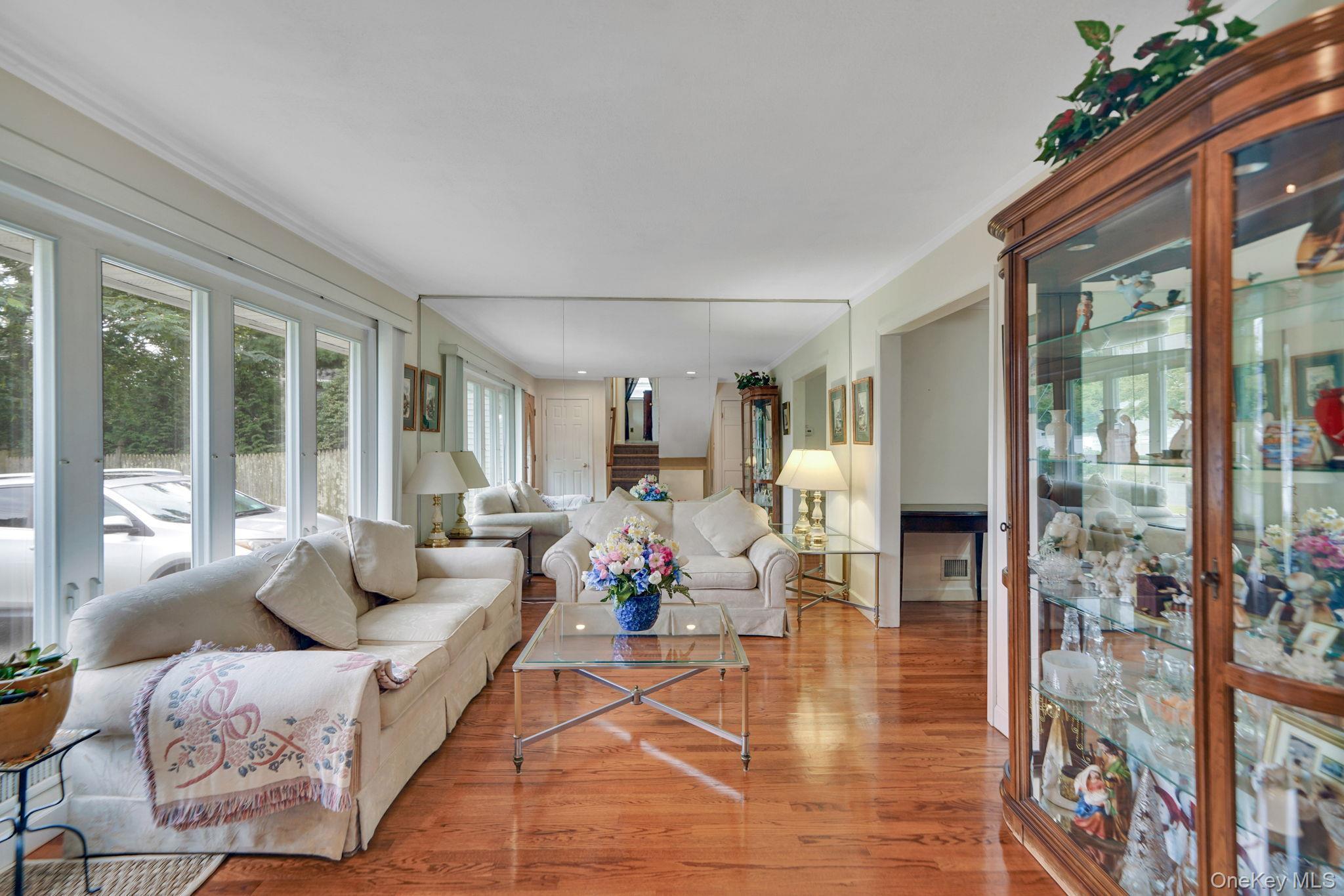 Single Family Wiltshire  Suffolk County, NY 11725, MLS-907187-6