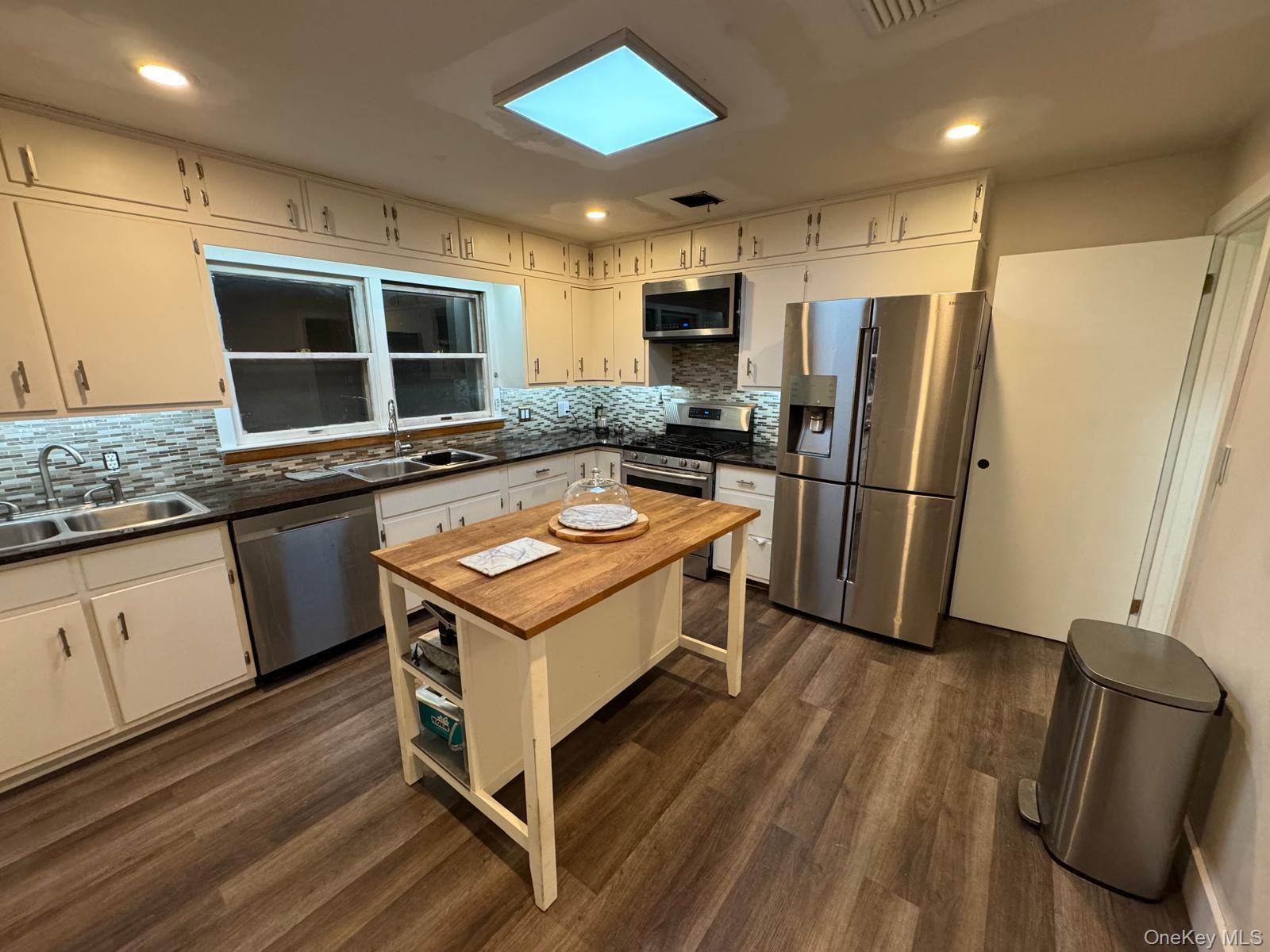 Single Family Hillside Rockland County, NY 10901, MLS-907269-9