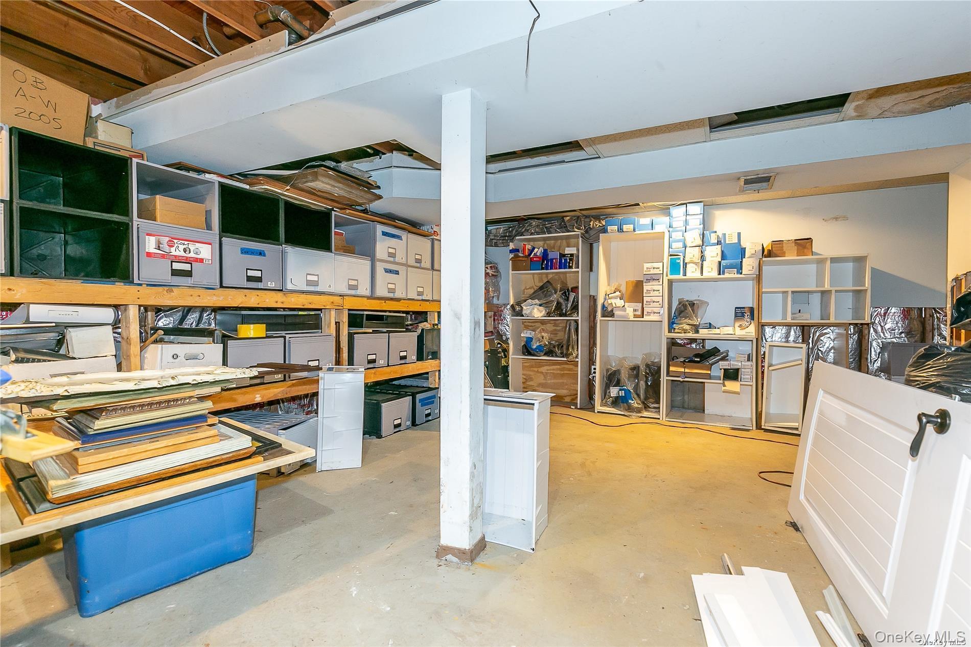 Single Family Main  Nassau County, NY 11771, MLS-907283-31