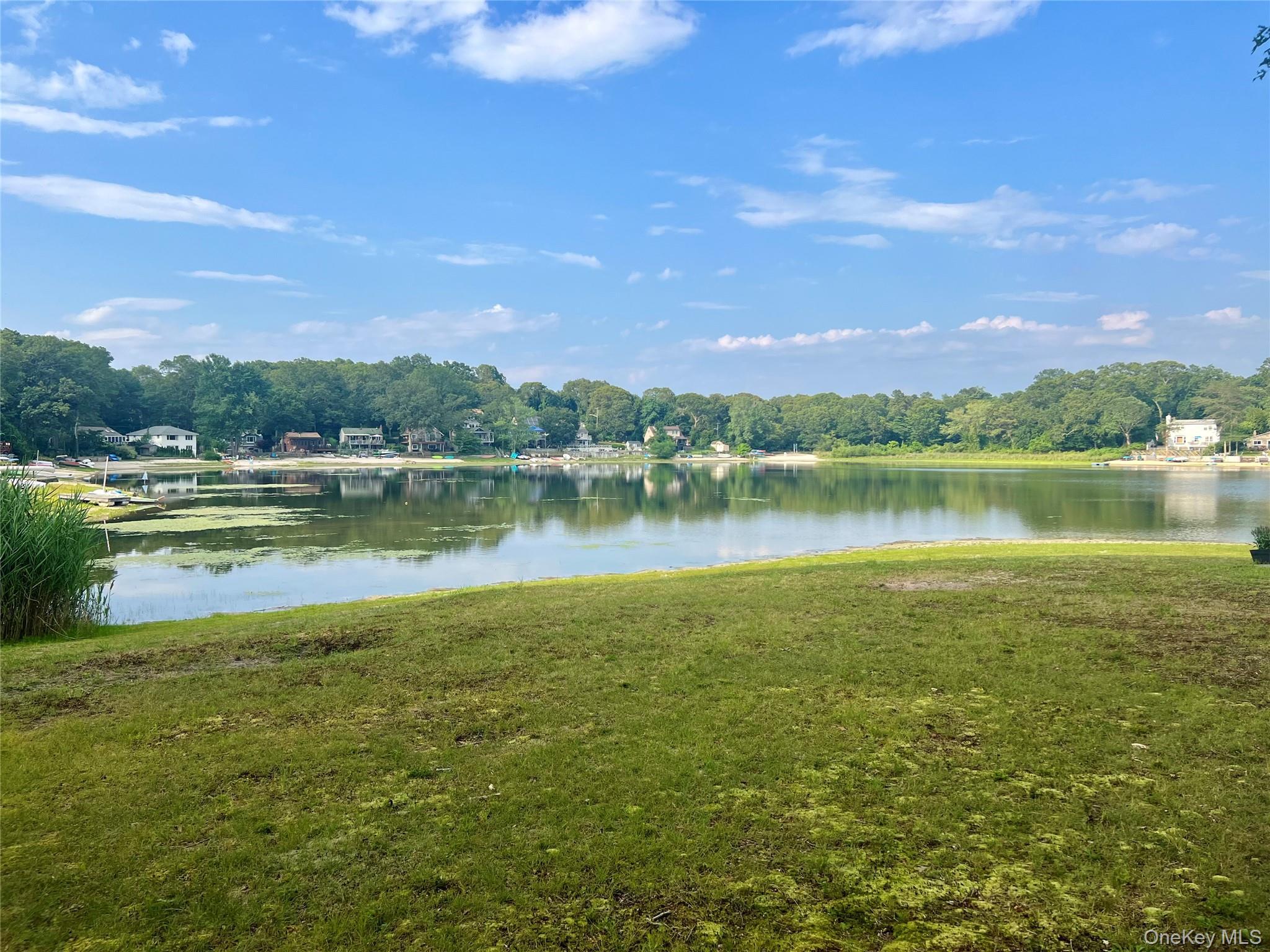 Single Family Lakeside  Suffolk County, NY 11961, MLS-907298-22