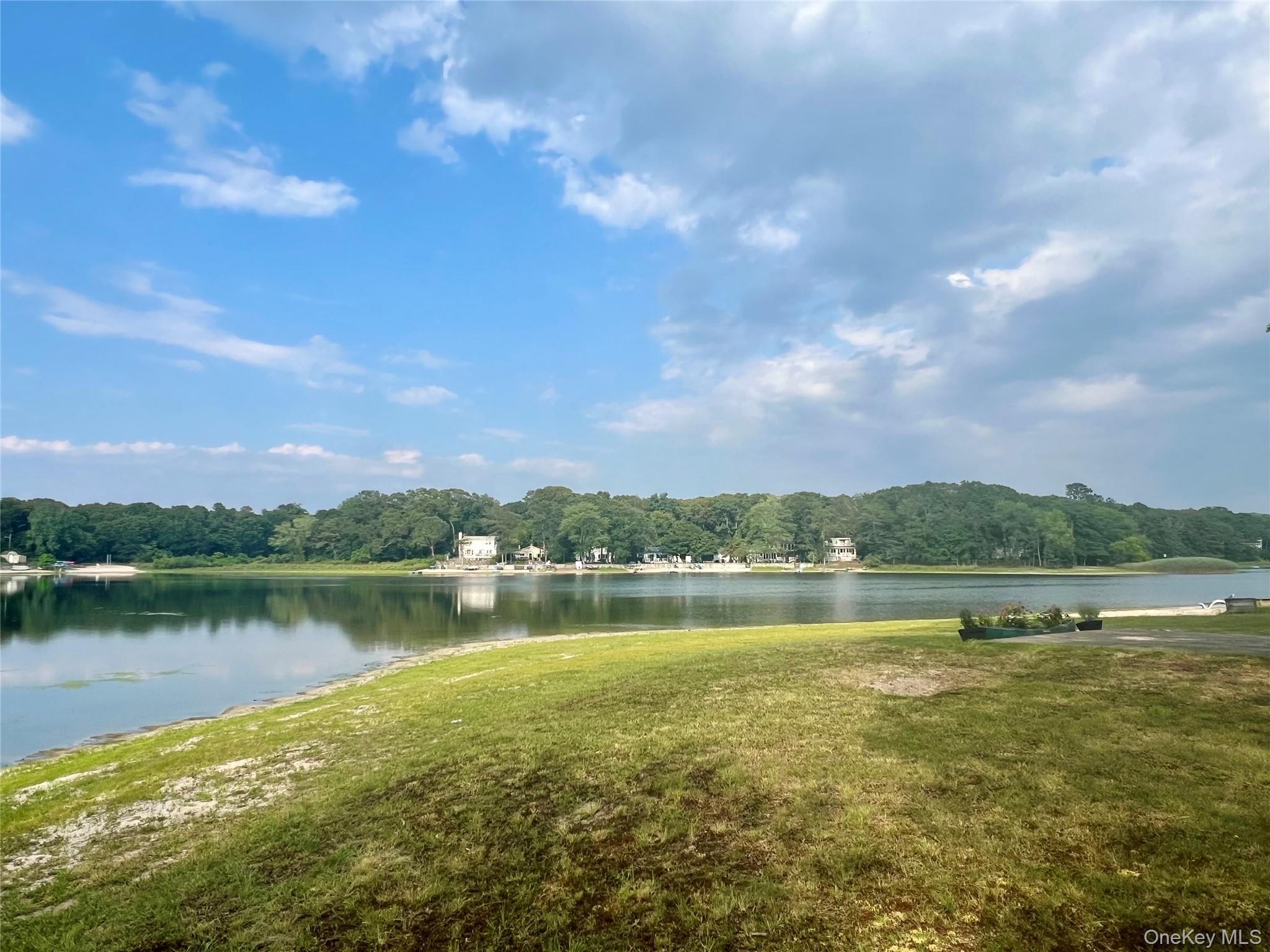 Single Family Lakeside  Suffolk County, NY 11961, MLS-907298-24