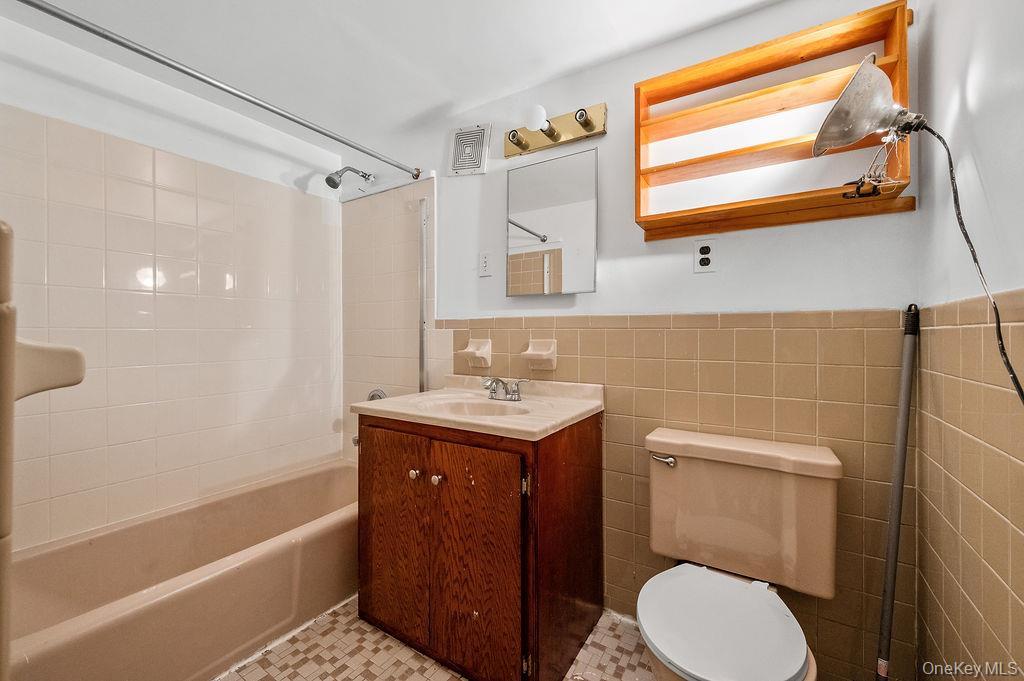 Single Family 45th Queens, NY 11104, MLS-907300-11