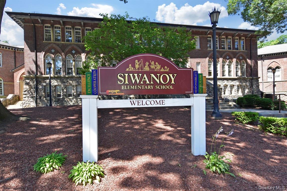 Single Family Siwanoy Westchester County, NY 10803, MLS-907305-16